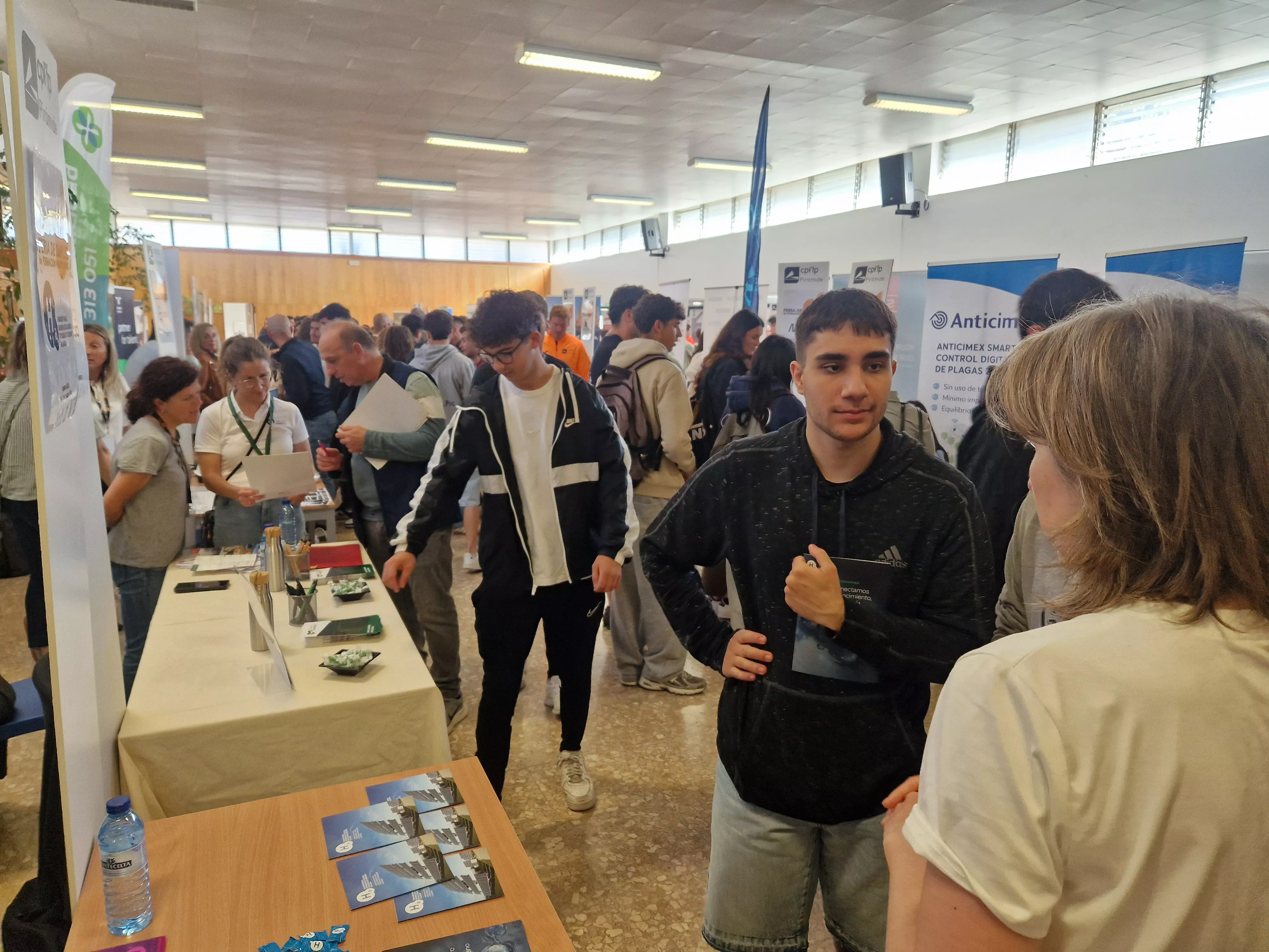 Feria del Empleo en el El CPIFP Pirámide de Huesca.