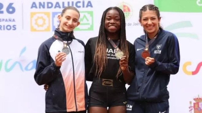 Elena Guiu, a la izquierda, subcampeona de España Universitaria el pasado sábado en Jaén.