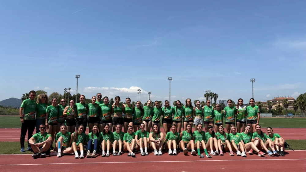 Equipo femenino de Intec-Zoiti en Cornellá.