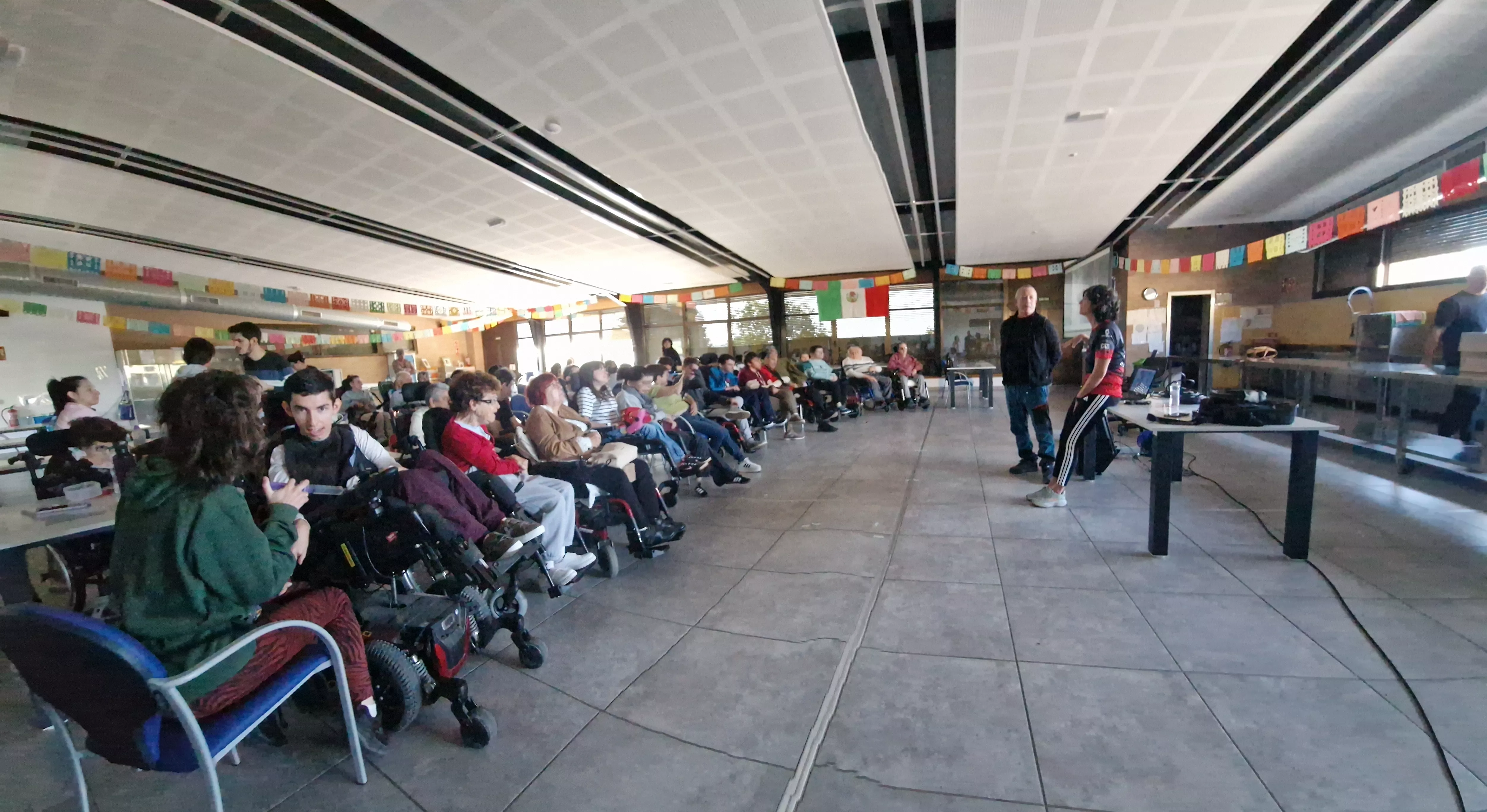 Curso de espeleología en Aspace Huesca. Foto Myriam Martínez