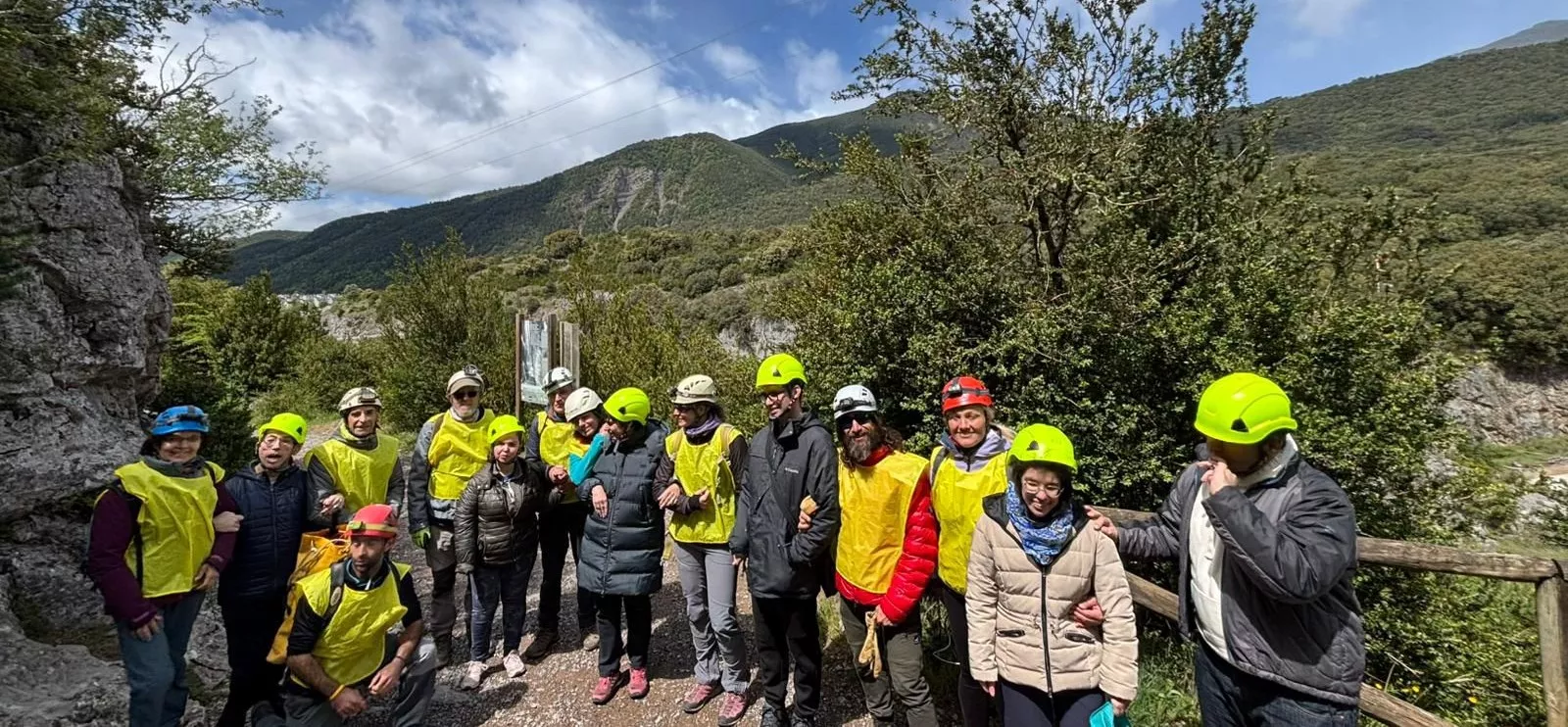 Visita a la Cueva de las Güixas en Villanúa.