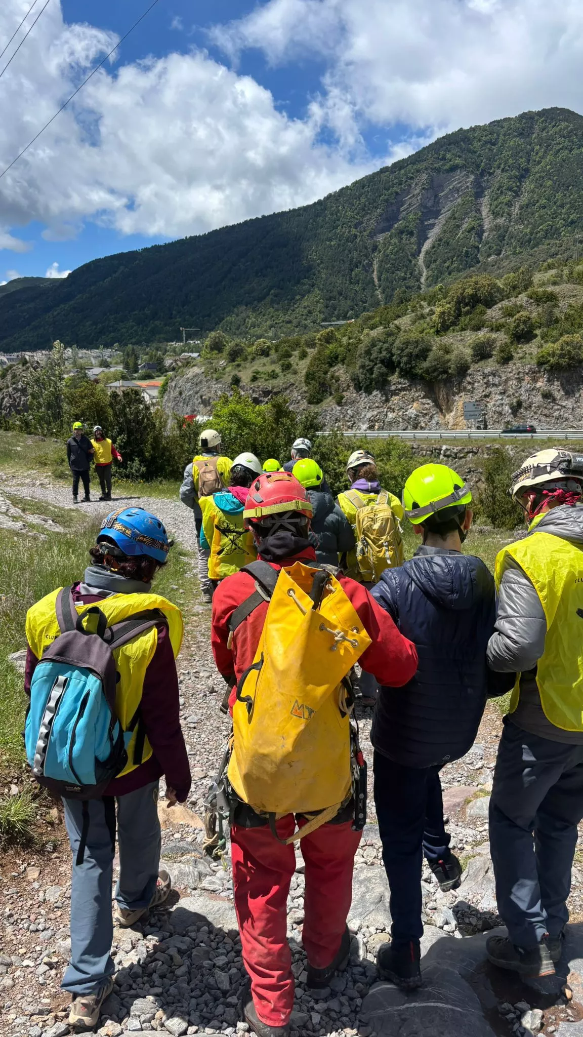 Visita a la Cueva de las Güixas en Villanúa.