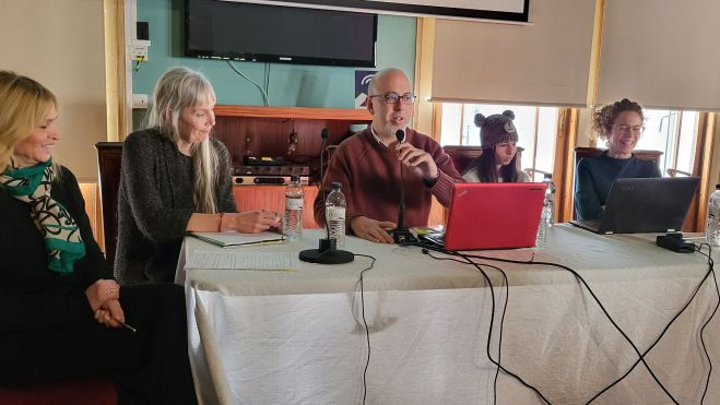 Mesa redonda sobre el Asperger. Foto Myriam Martínez