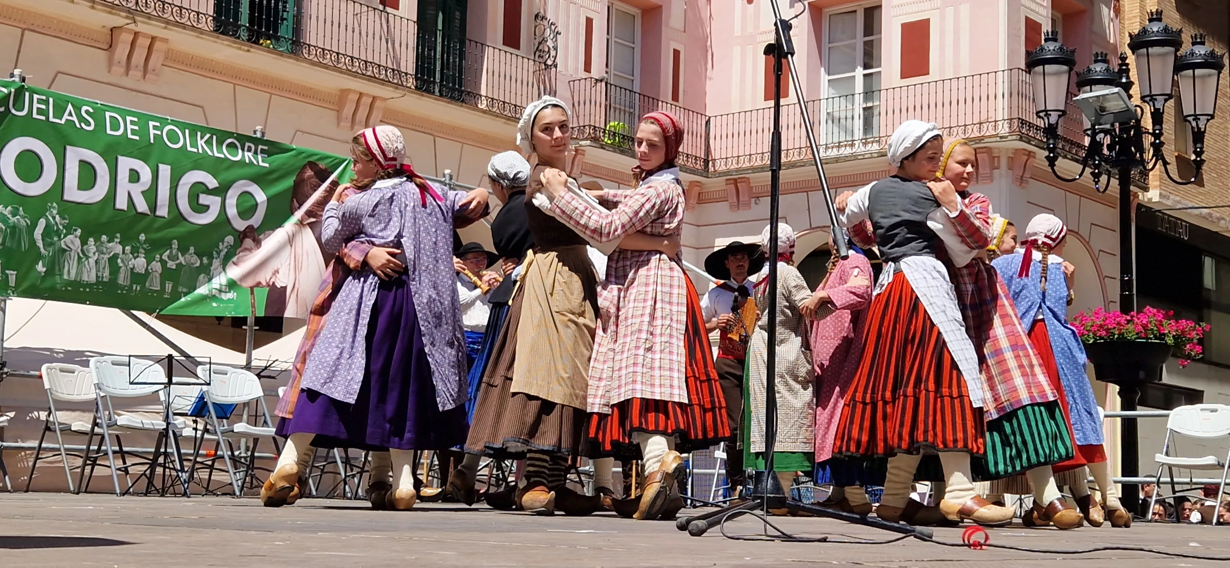 Imágenes del IX Encuentro de Escuelas de Folklore José Rodrigo