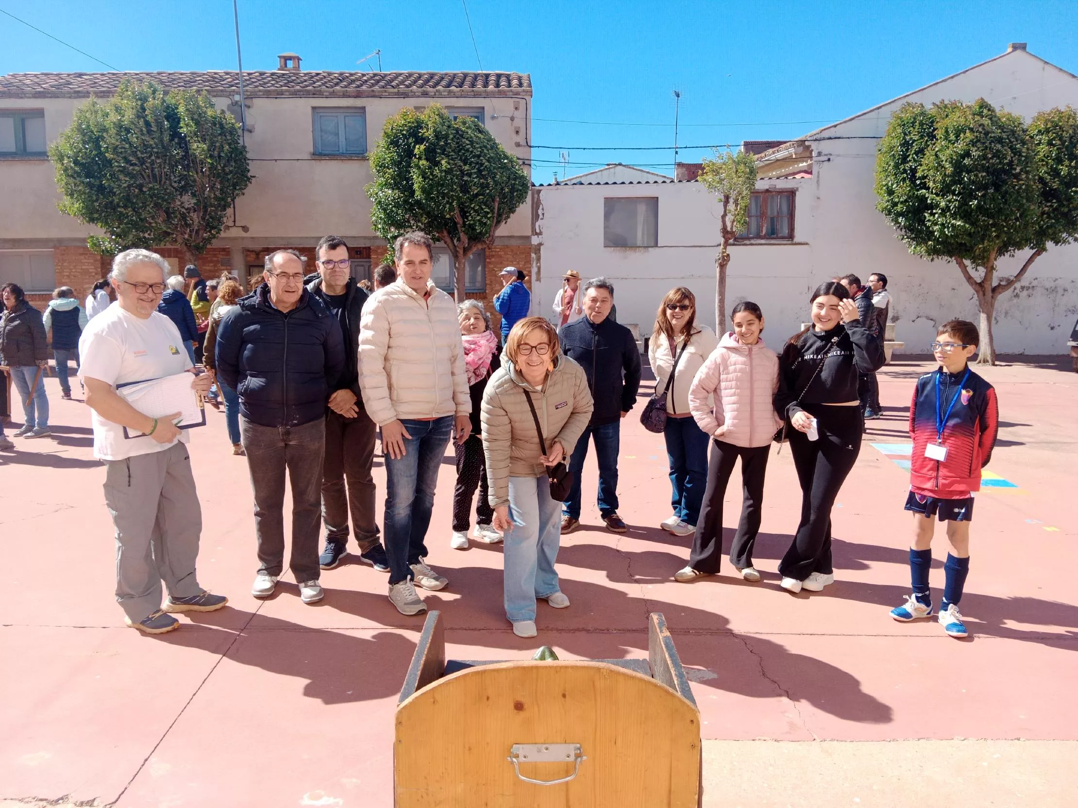 Juegos tradicionales en Robres, XVII Trobada, rana. Juegos tradicionales en Robres, XVII Trobada, rana.