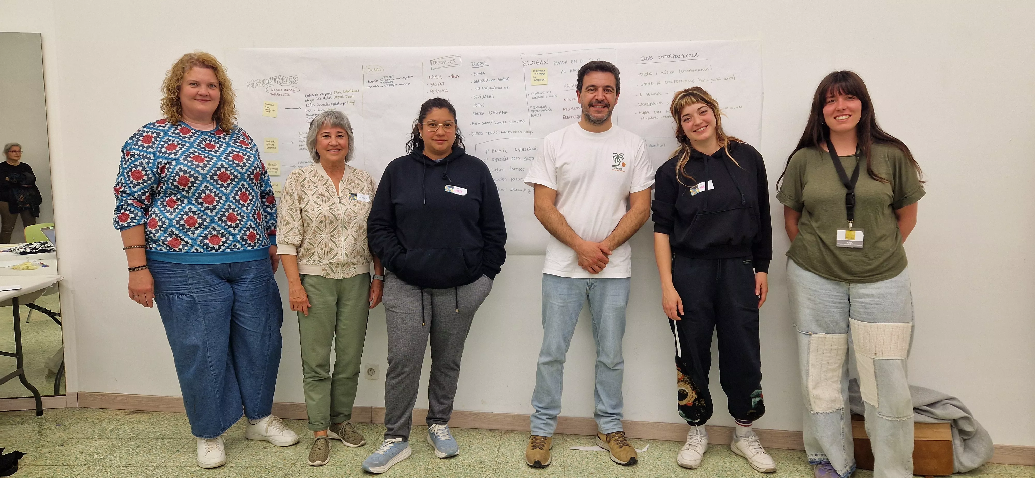 "Mundialito Antirracista". Presentación de los prototipos elaborados en los Barrios Conectados. Foto Myriam Martínez