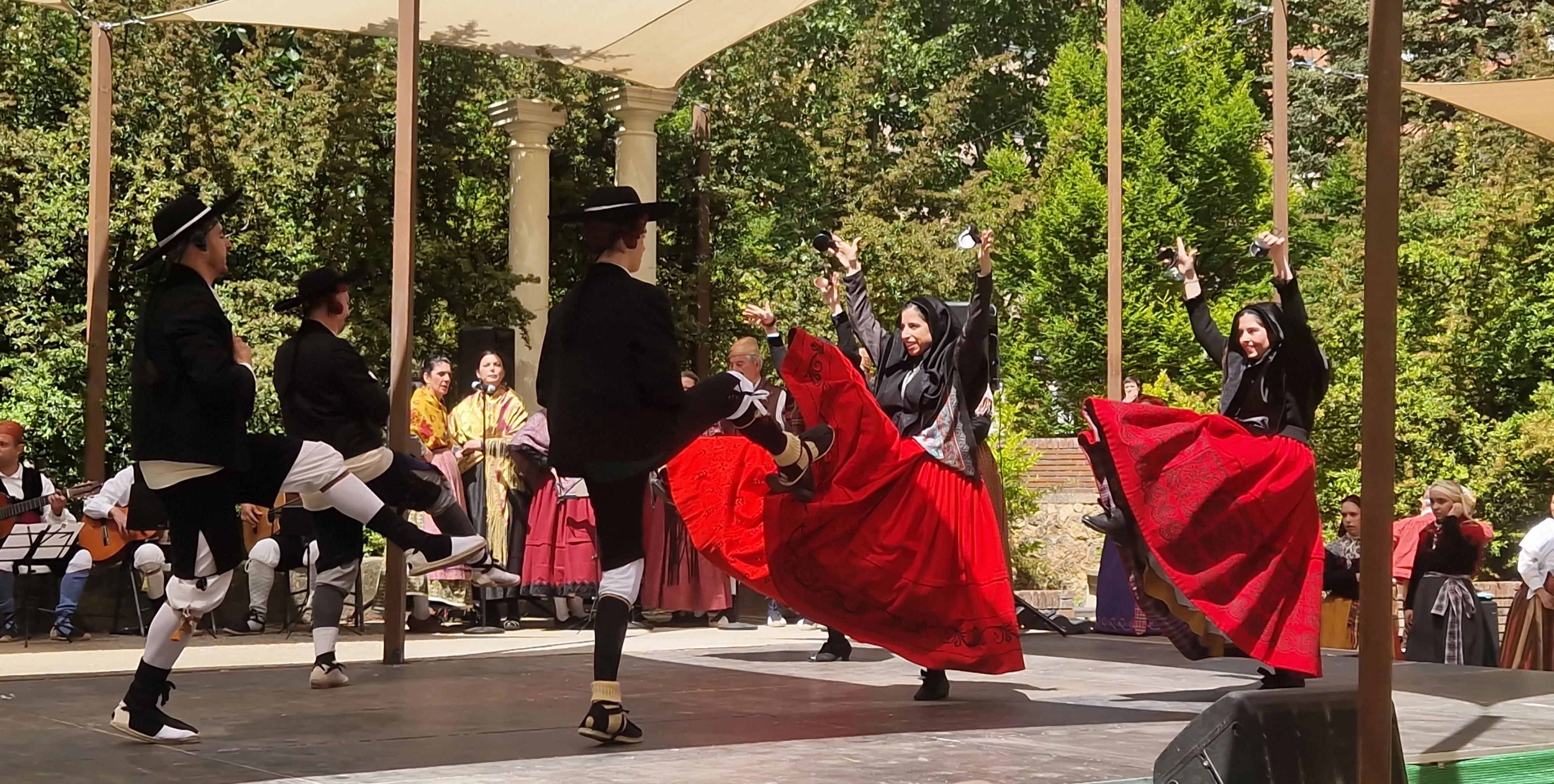La Agrupación Folklórica Santa Cecilia en el Ciclo de Folclore Aragonés 2026. Foto Myriam Martínez