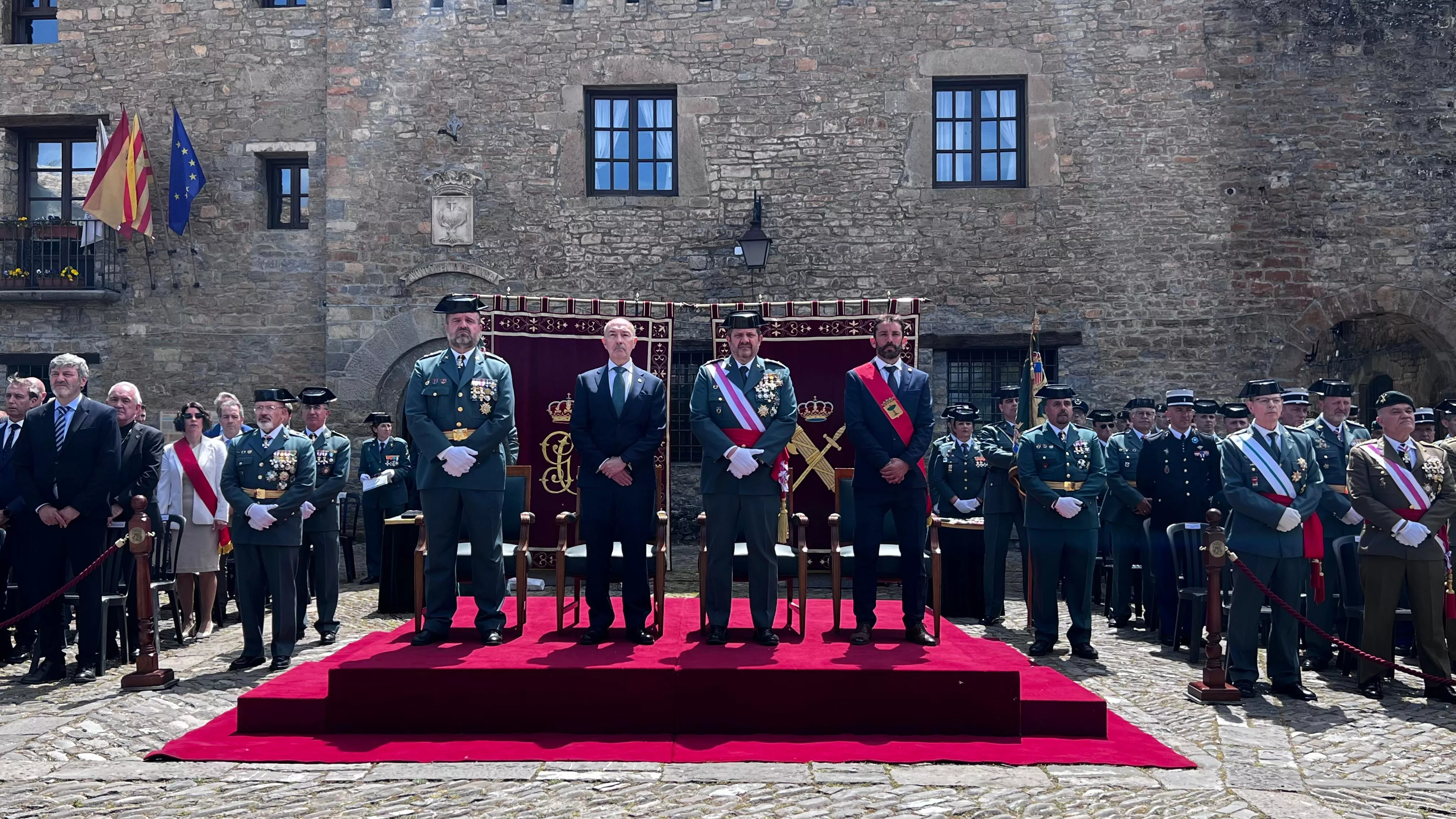 La Guardia Civil reivindica en Aínsa su vínculo histórico con el territorio pirenaico