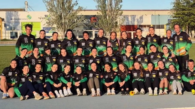 Equipo femenino de Intec-Zoiti en Huesca. Equipo femenino de Intec-Zoiti en Huesca.