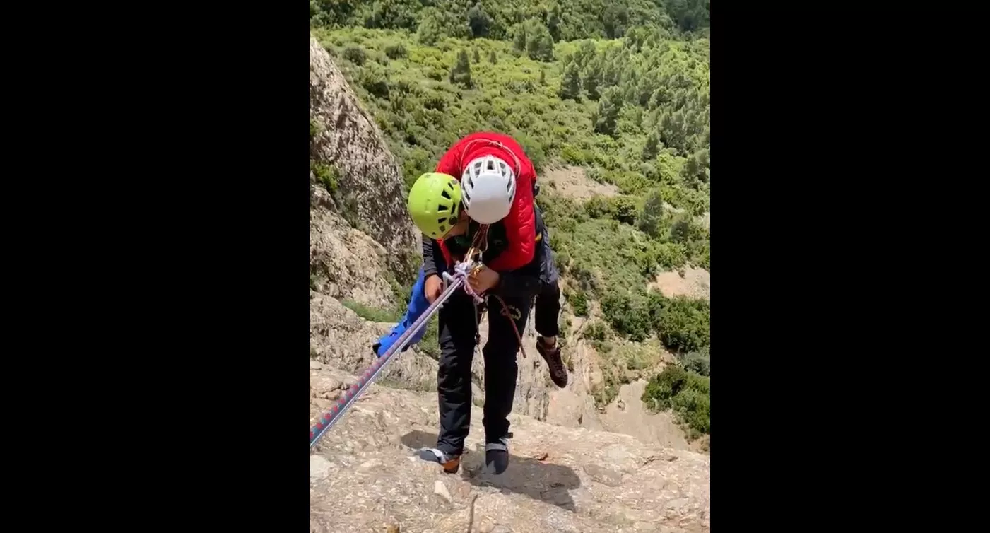 Complicada evacuación de un escalador herido en Peña Rueba..