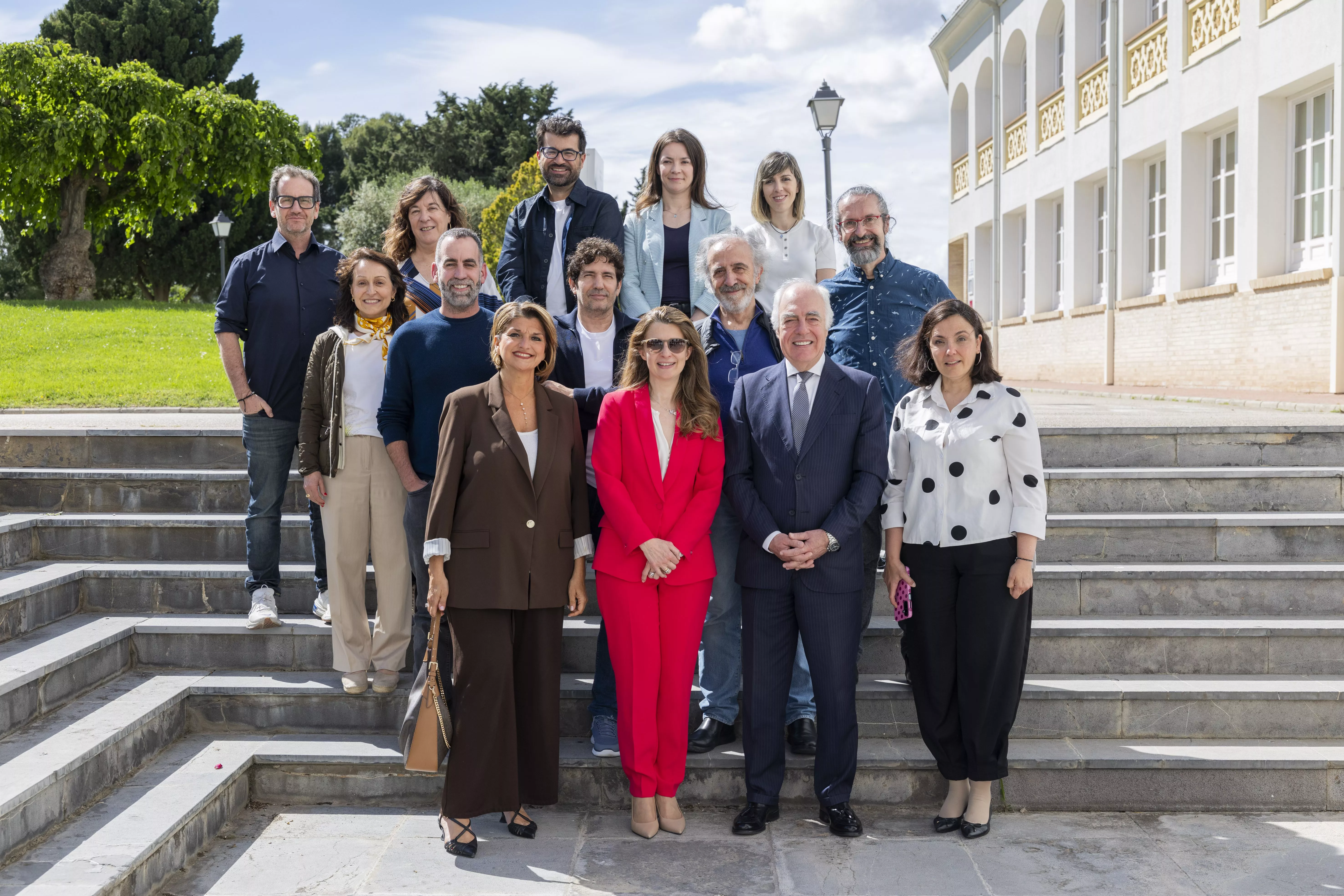 Comité de expertos de Docentes referentes de la Fundación Ibercaja, que han seleccionado a las oscenses Nathalie Clavero