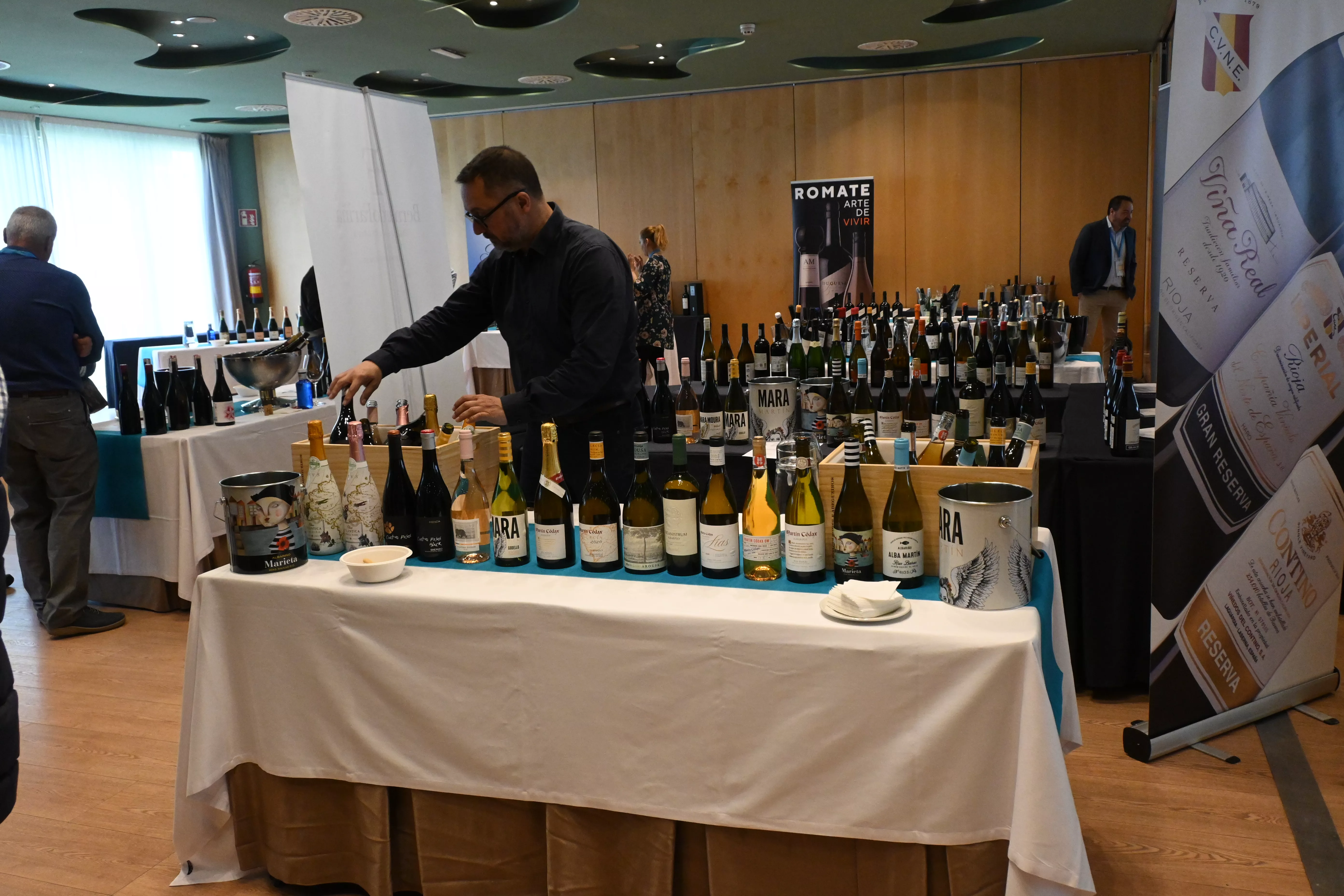  IV Feria del Vino de Distribuciones Blasco. Foto Carlos Jalle
