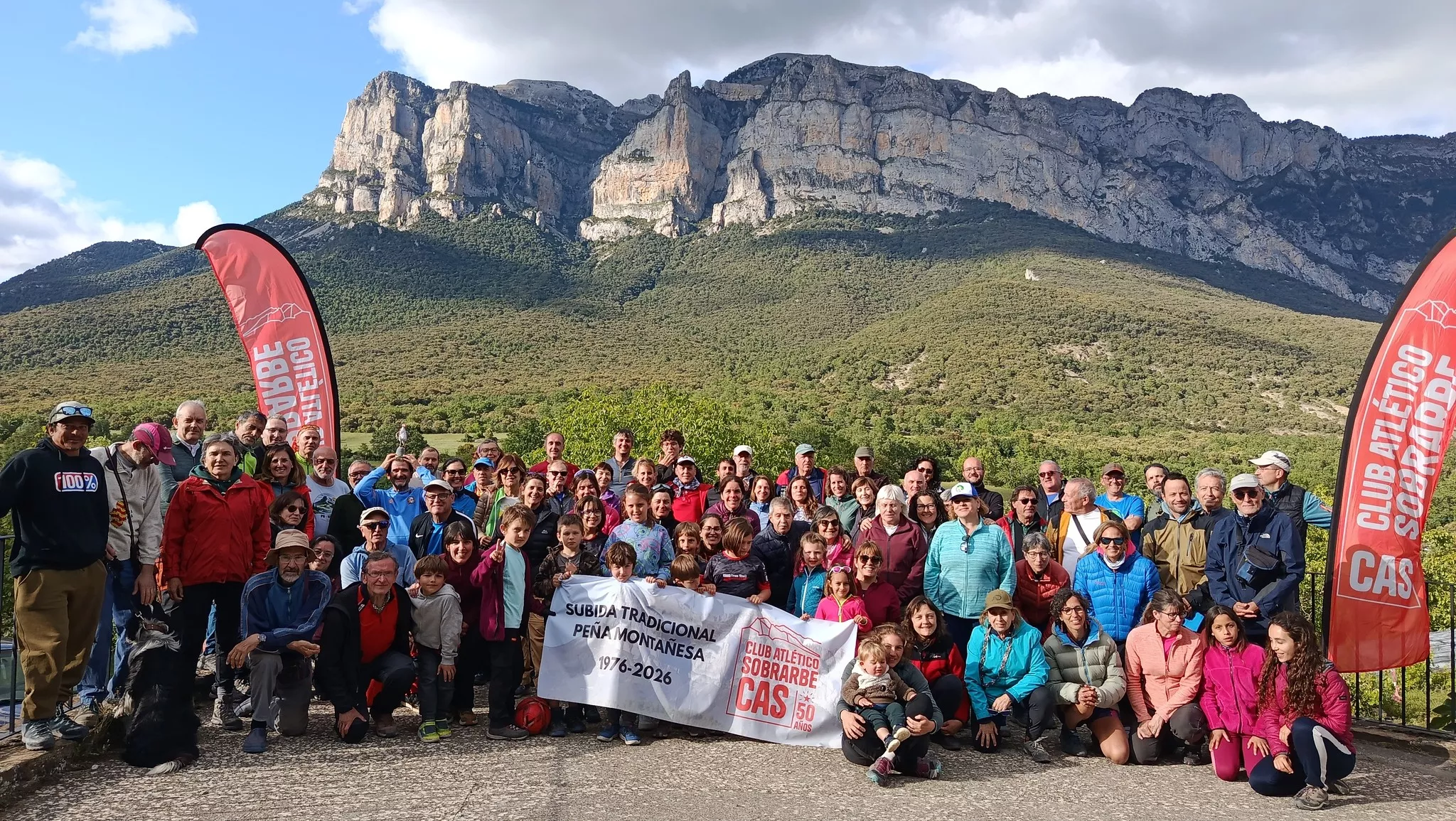 Foto de familia. El CAS realizó su habitual ascensión anual a la Peña Montañesa.