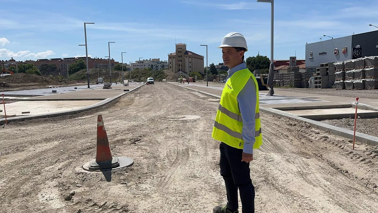 Visita a las obras de urbanización del Polígono Harineras de Huesca. Foto Mercedes Manterola