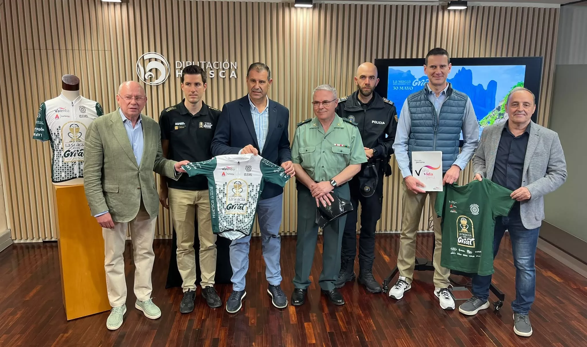 Presentación de La Magia del Grial 2026 con Carranza, Ara, Serra y Marquina en la Diputación. Foto: Adri Mora