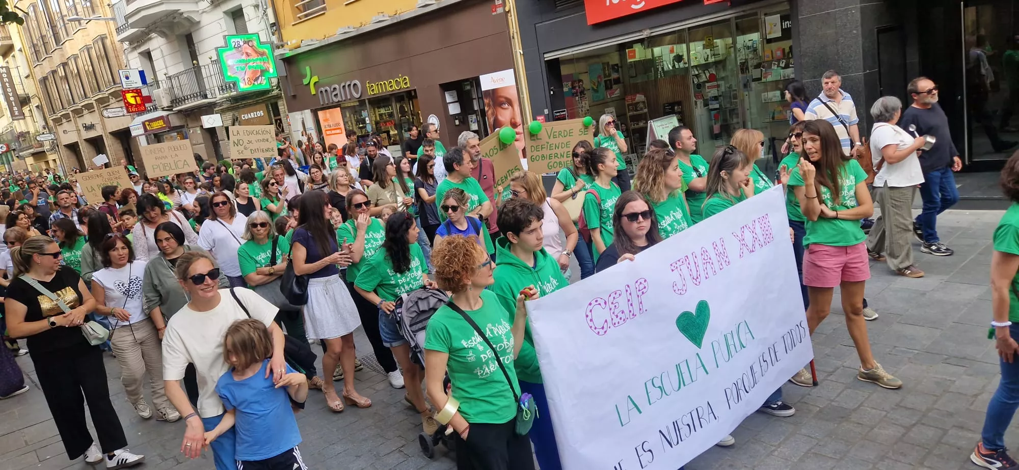 Huelga educativa en Huesca. Foto Myriam Martínez