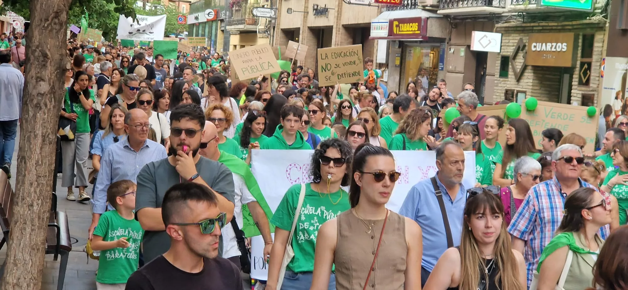 Huelga educativa en Huesca. Foto Myriam Martínez