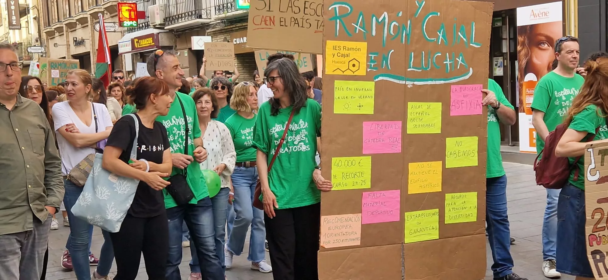 Huelga educativa en Huesca. Foto Myriam Martínez
