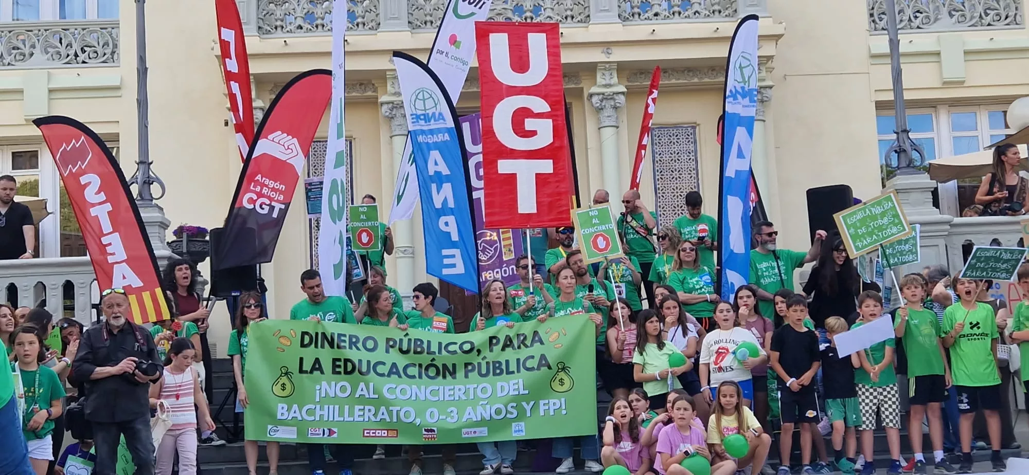 Huelga educativa en Huesca. Foto Myriam Martínez