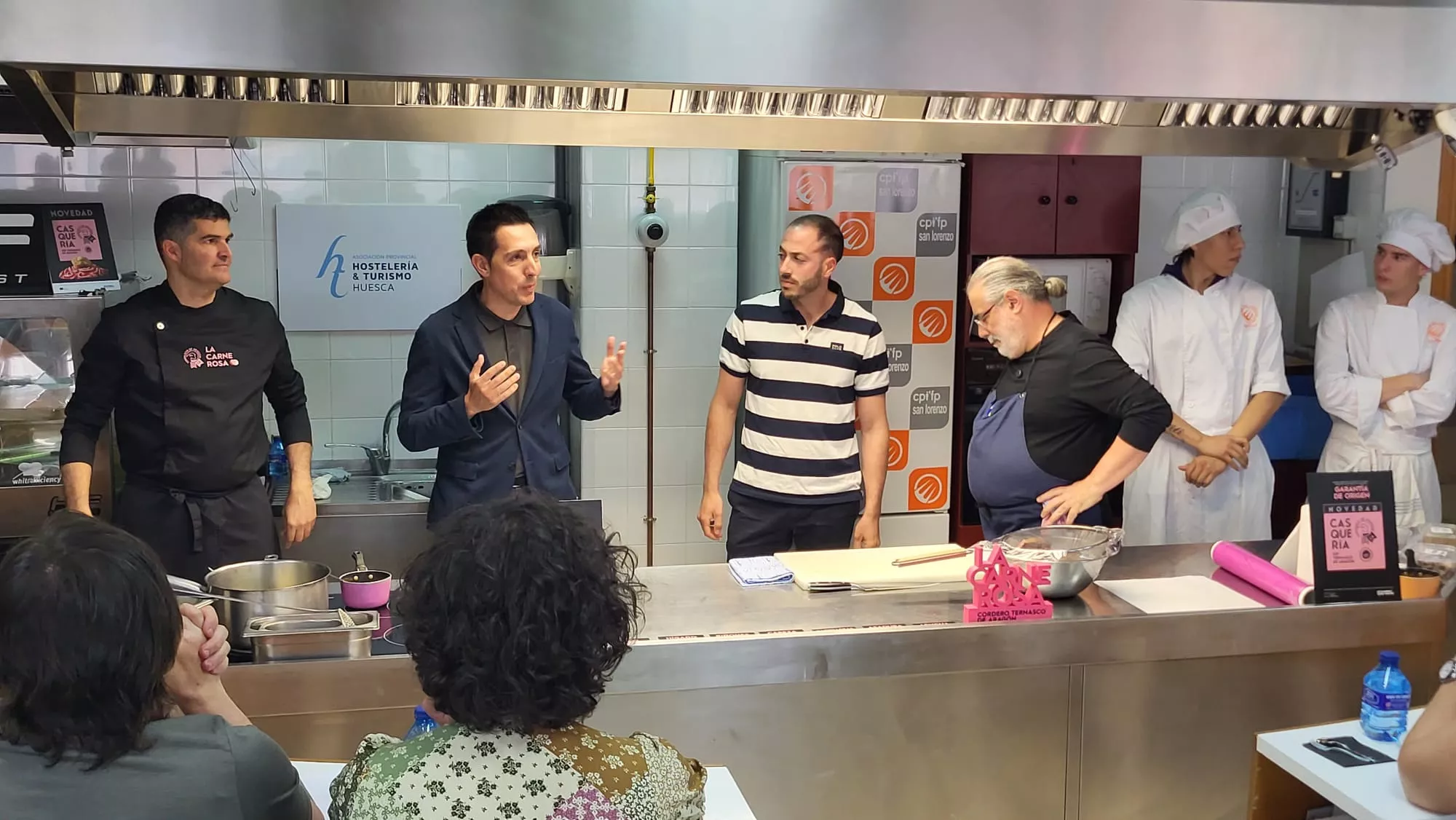 Taller de  Julio Rioyo sobre Casquería en la Escuela de Hostelería de Huesca