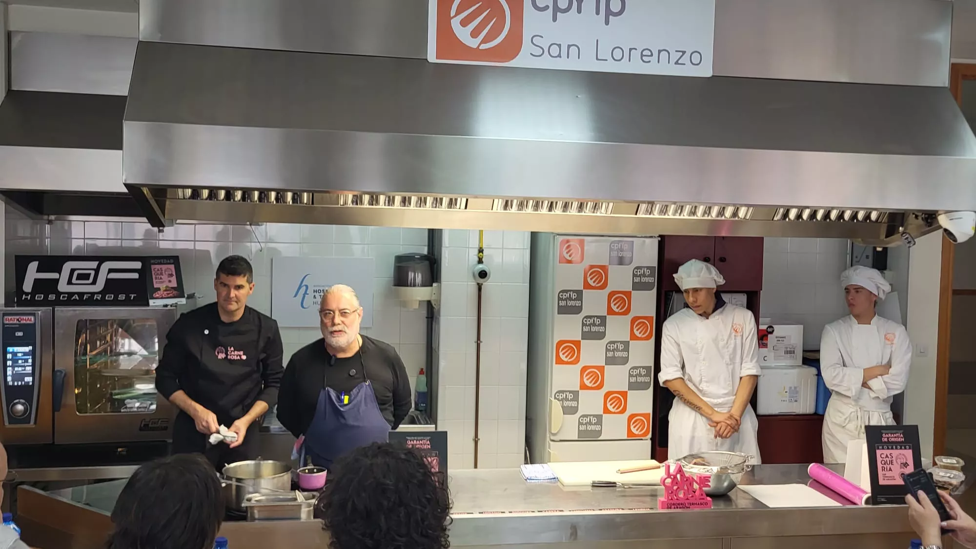 Taller de  Julio Rioyo sobre Casquería en la Escuela de Hostelería de Huesca