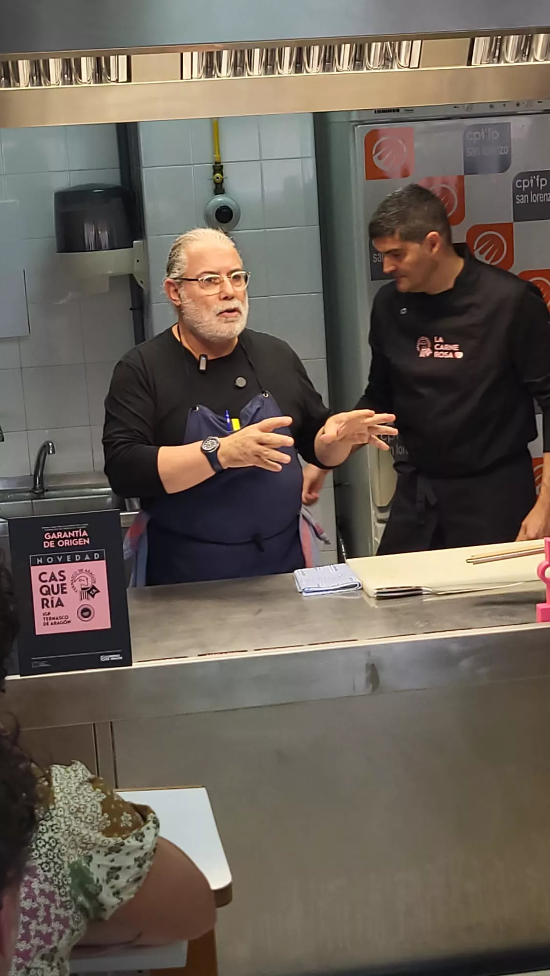 Taller de  Julio Rioyo sobre Casquería en la Escuela de Hostelería de Huesca