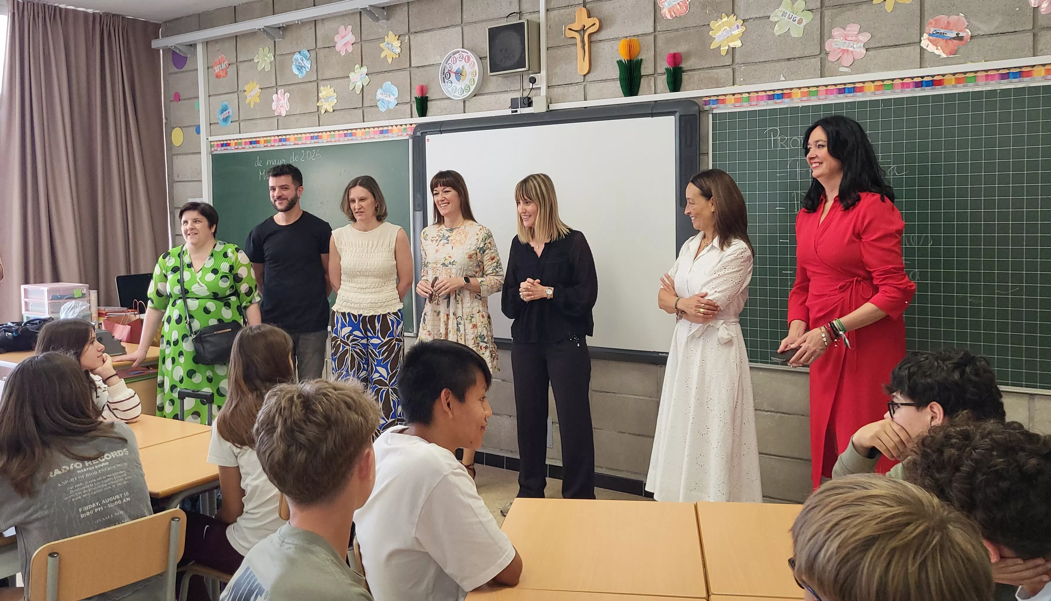 Actividad dedicada al conocimiento del braille en el colegio Santa Rosa. Foto Mercedes Manterola