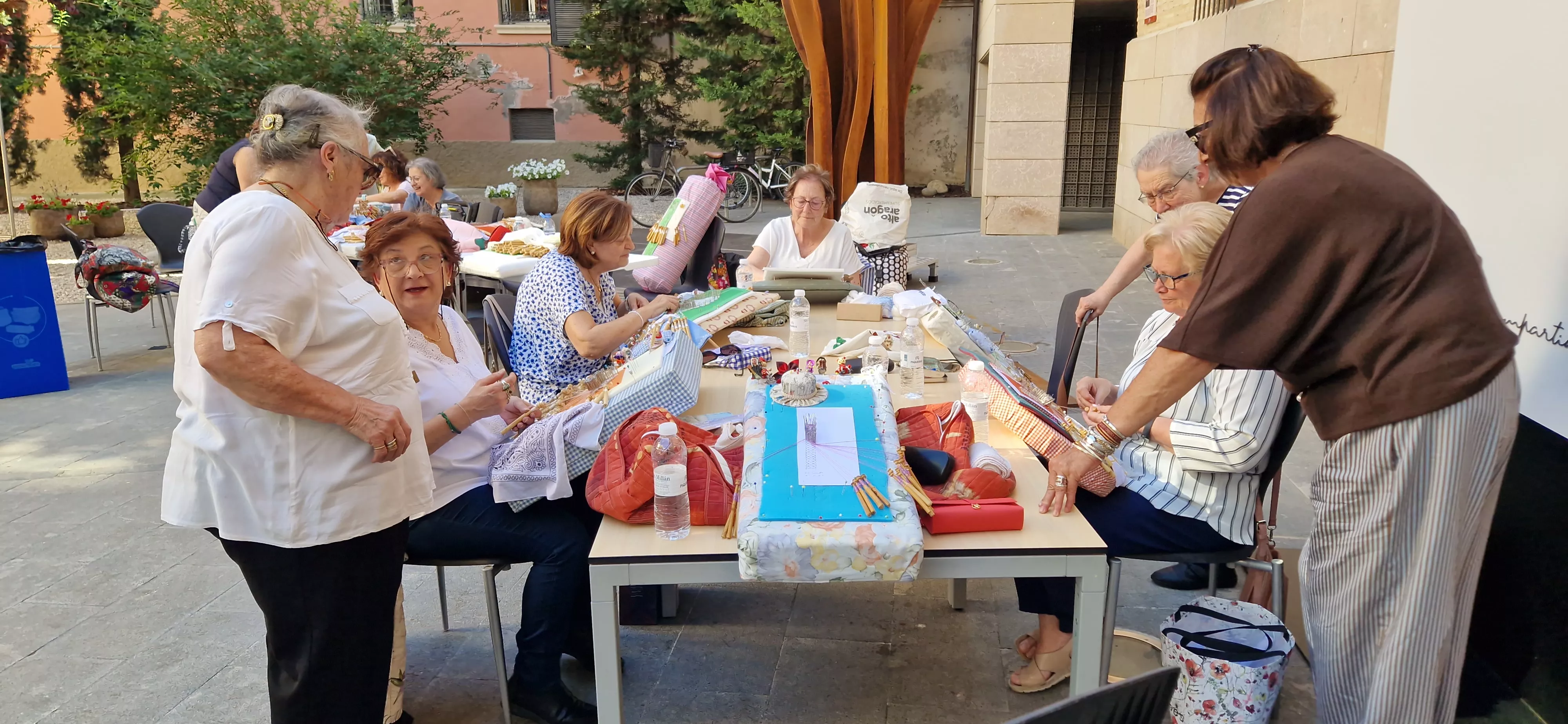 Curso de encaje de bolillos de la Fundación Ibercaja. Foto Myriam Martínez