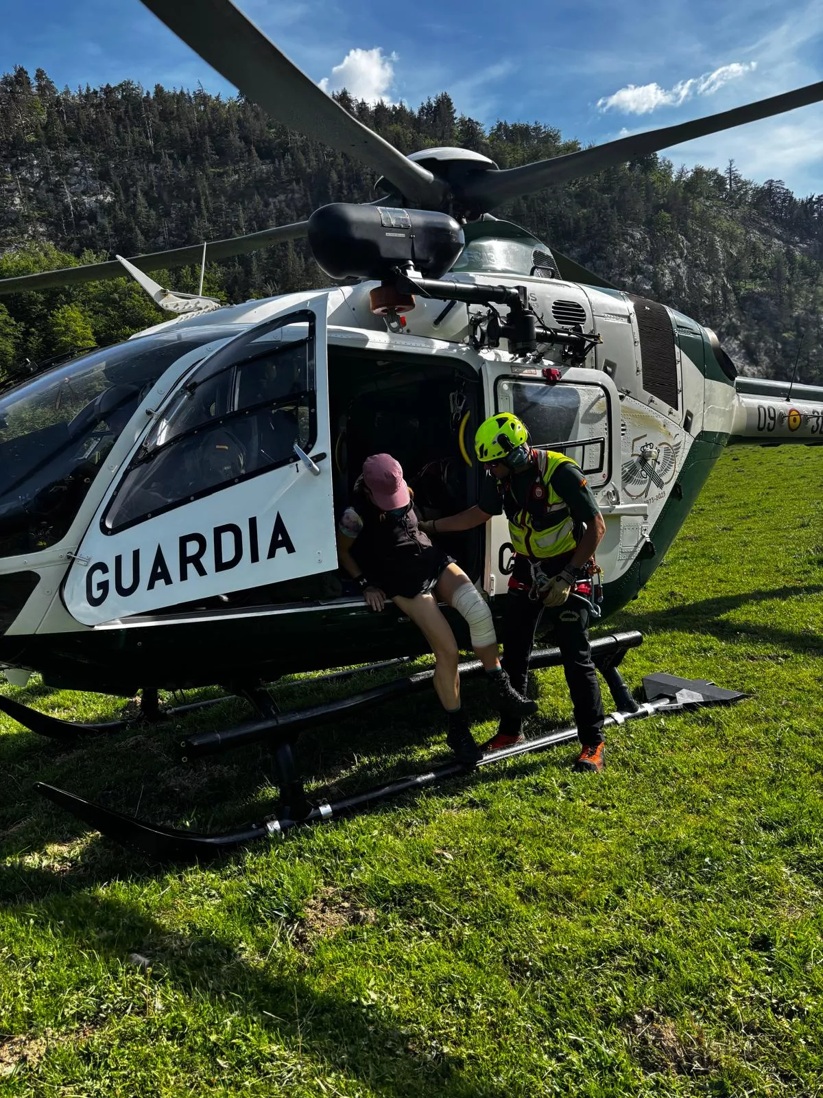 Imagen del rescate senderista Pico Petrechema.