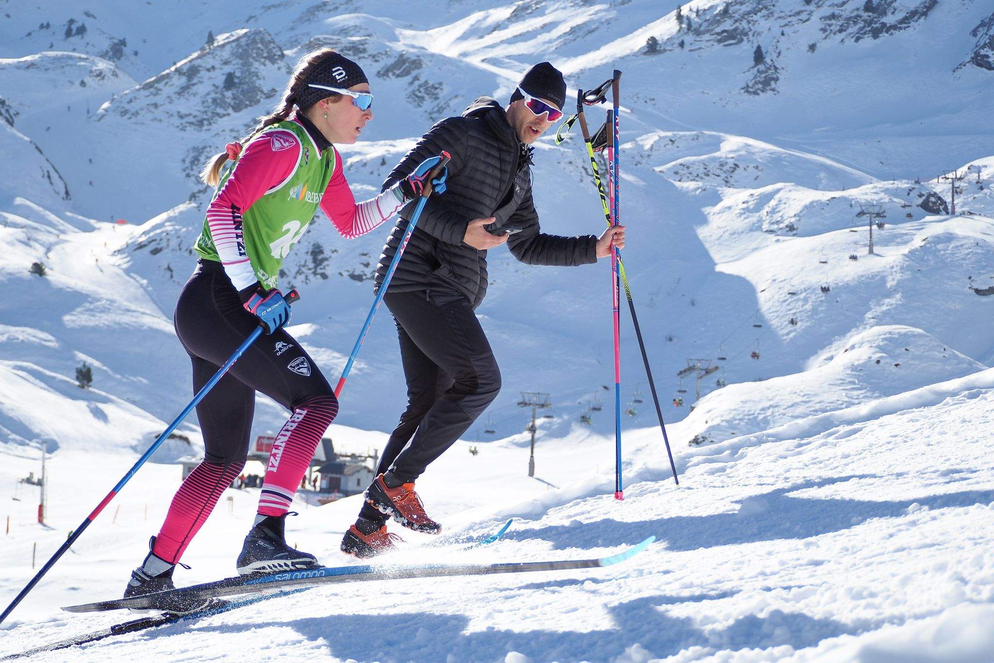 Bonitas imágenes en Candanchú en la Copa de España Iberdrola con triunfo de Irati Cuadrado y Lander Martín