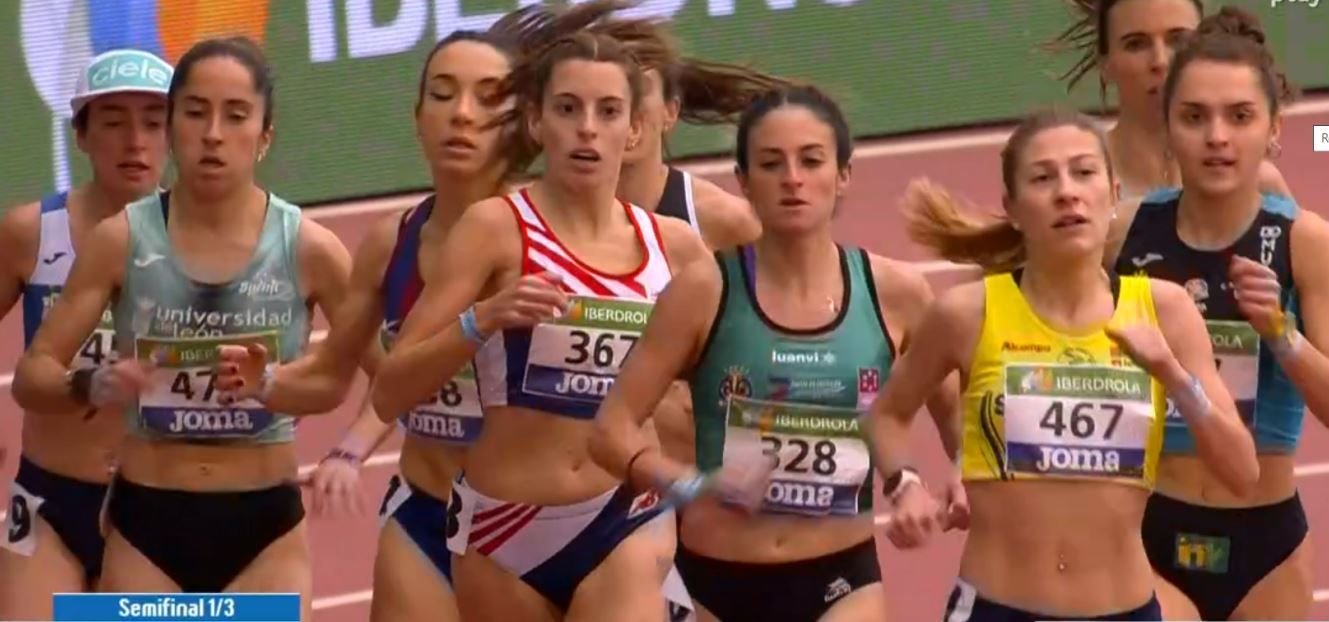 Imágenes del Campeonato de España en pista cubierta. Cristina Espejo en el 1.500.