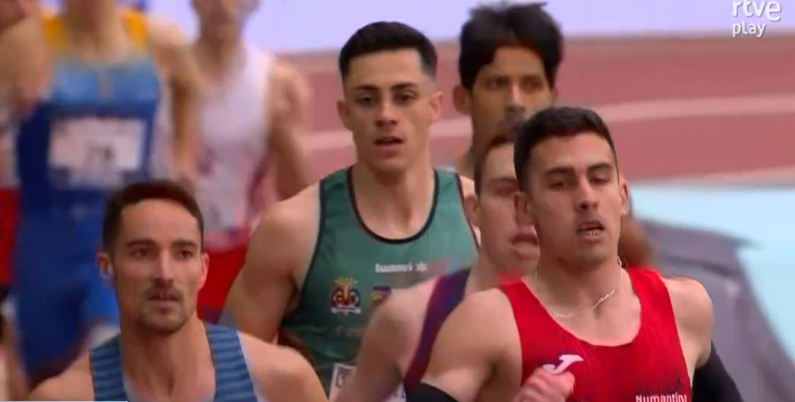 Imágenes del Campeonato de España en pista cubierta. Jorge Torre en el 1.500.