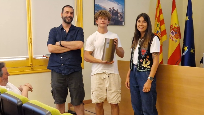 IES Lucas Mallada, tercer premio del Gran Concurso del Hormigón. Foto Myriam Martínez IES Lucas Mallada, tercer premio del Gran Concurso del Hormigón. Foto Myriam Martínez