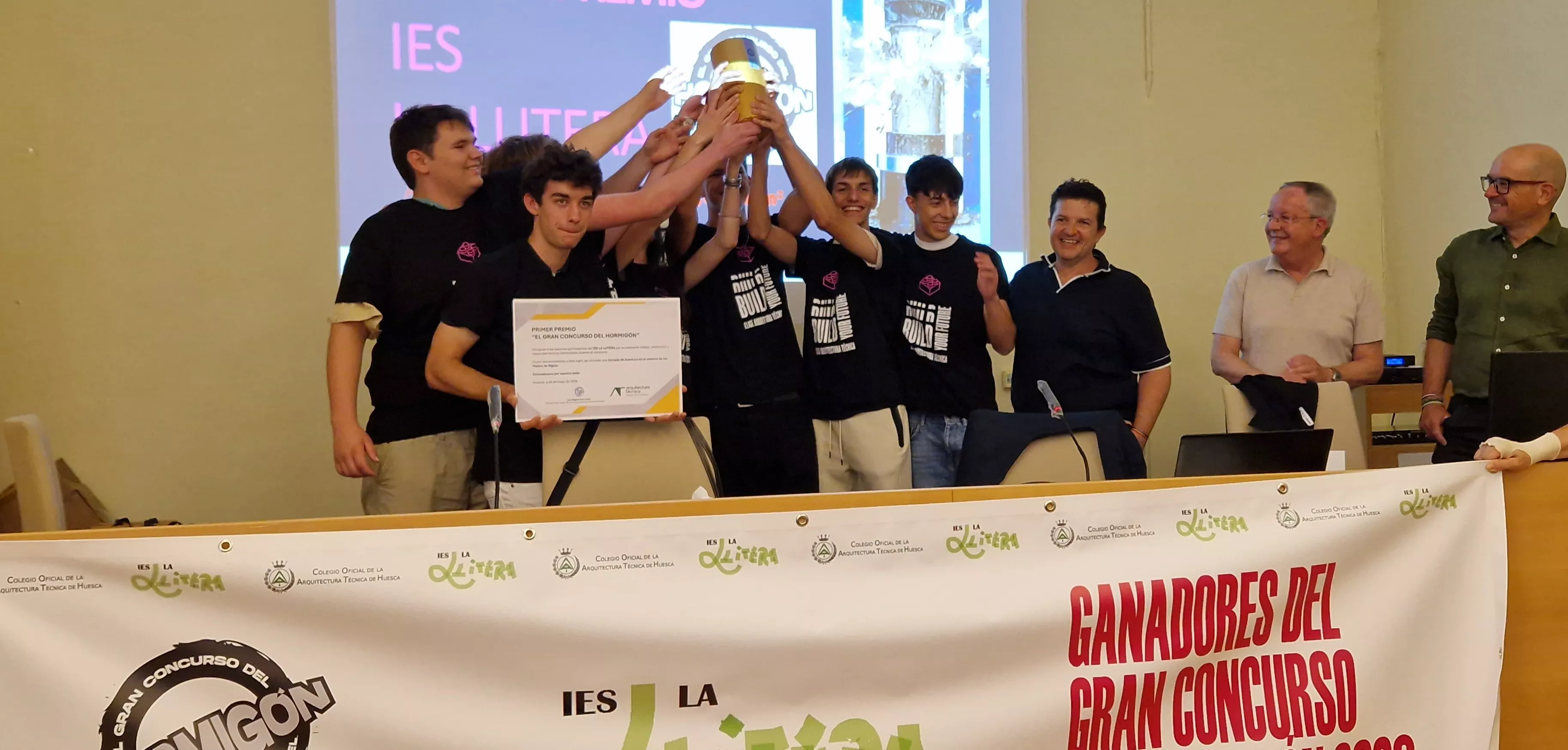 IES La Llitera, primer premio del Gran Concurso del Hormigón. Foto Myriam Martínez