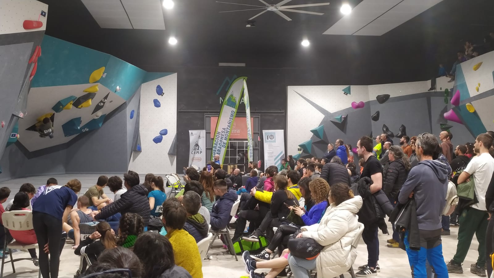 Imágenes de la Competición de Escalada en Bloque Ciudad de Huesca