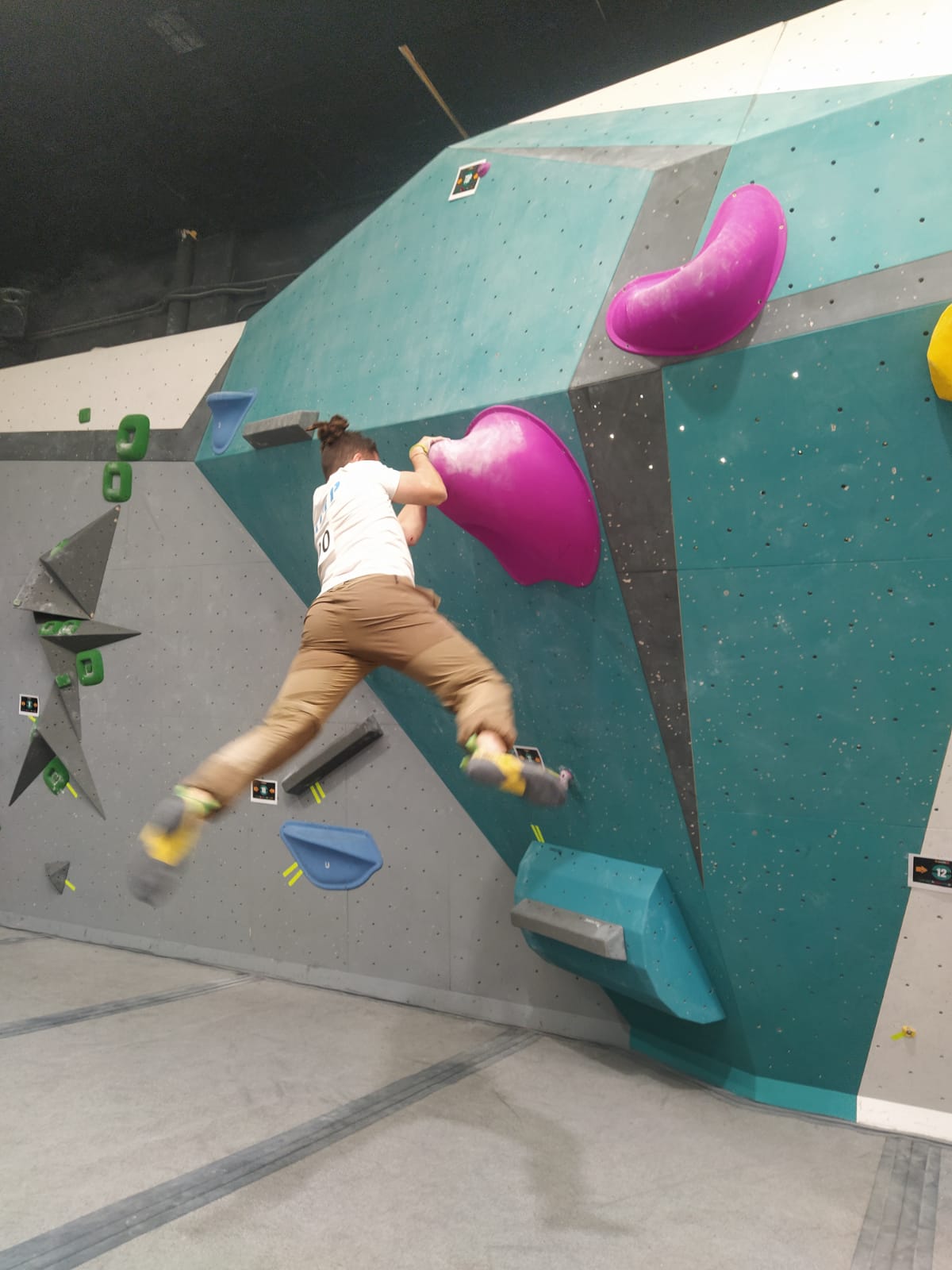 Imágenes de la Competición de Escalada en Bloque Ciudad de Huesca