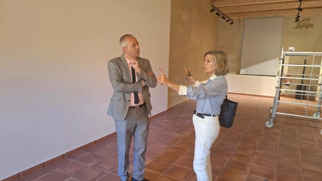 José Carlos Campo y María Isabel Bailo en el espacio del Monumento de Semana Santa. José Carlos Campo y María Isabel Bailo en el espacio del Monumento de Semana Santa.