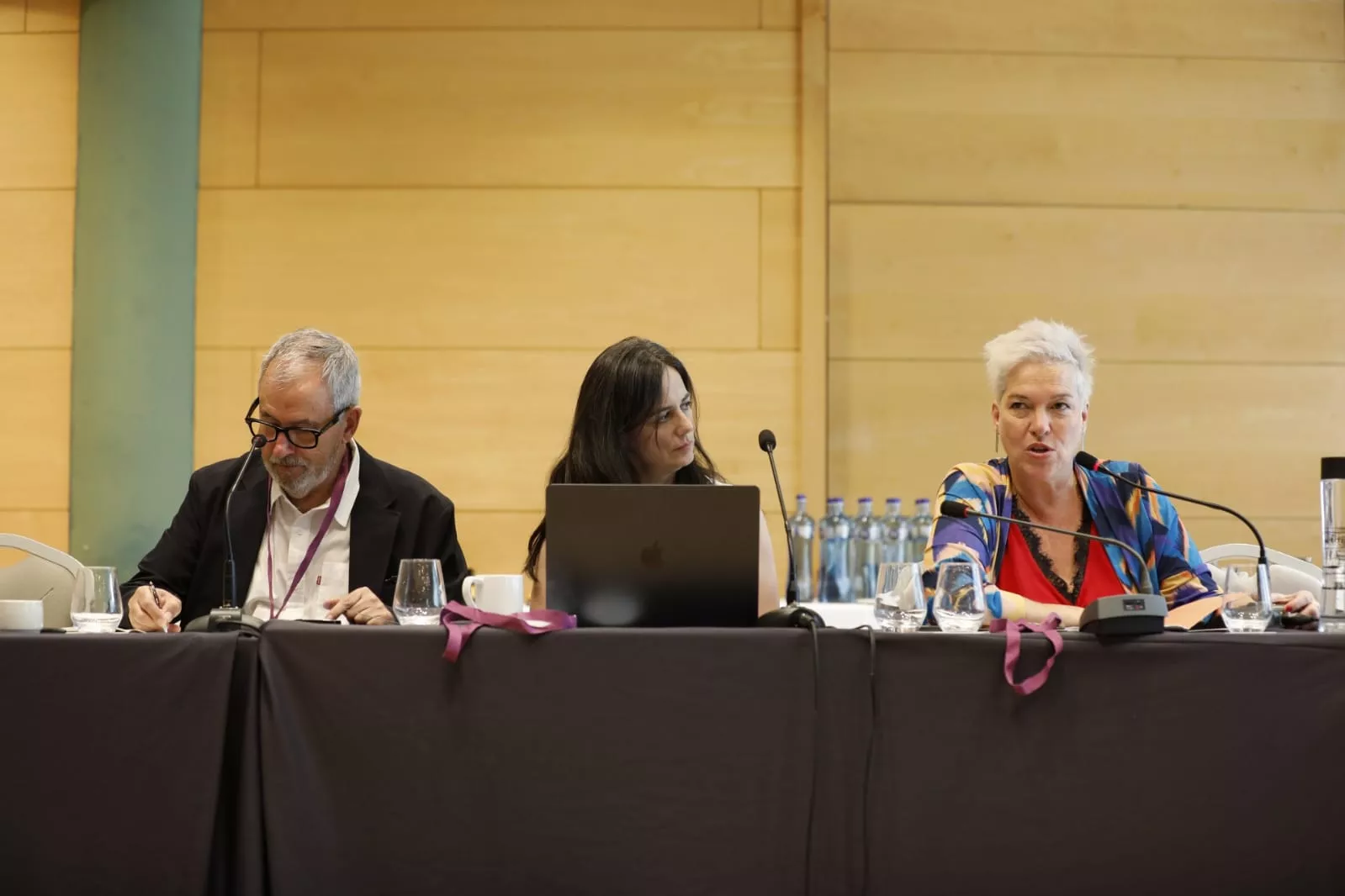 Fernando García Mongay Delia Rodríguez e Isabel Poncela en el XXIV Encuentro de Responsables de Tecnología en los medios (002)