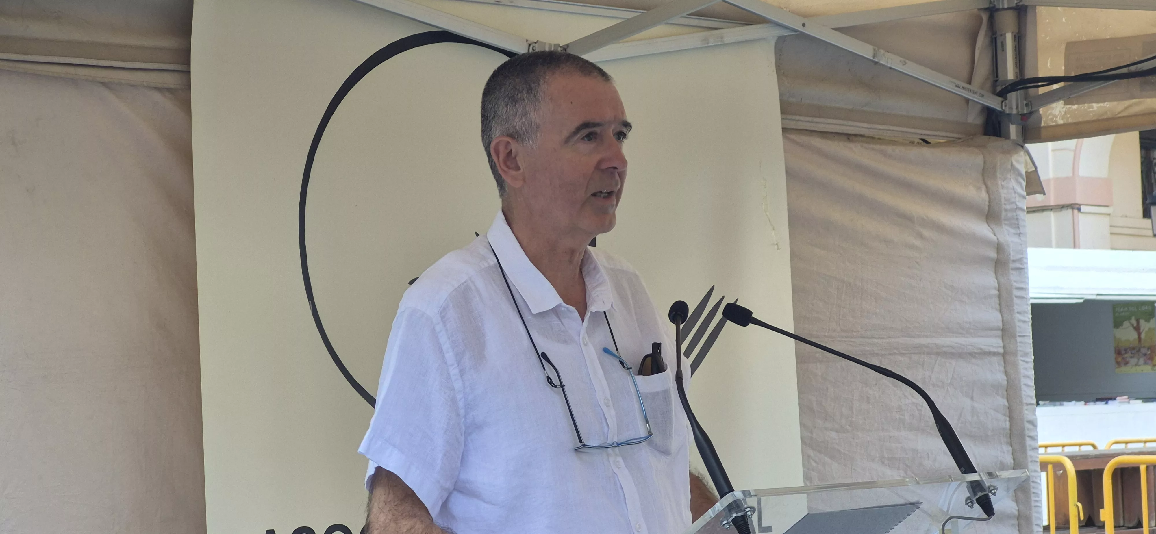 Enrique Satué. Inauguración de la 42ª Feria del Libro de Huesca. Foto Myriam Martínez