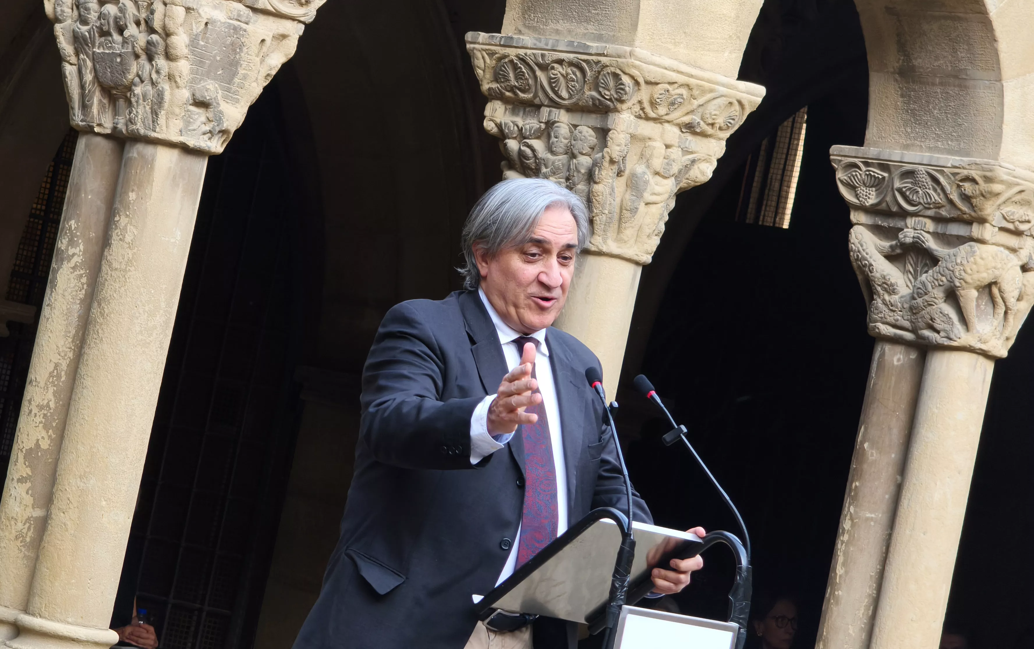 Homenaje  a los Reyes de Aragón en la iglesia de San Pedro el Viejo. Foto María José Sampietro Brosed