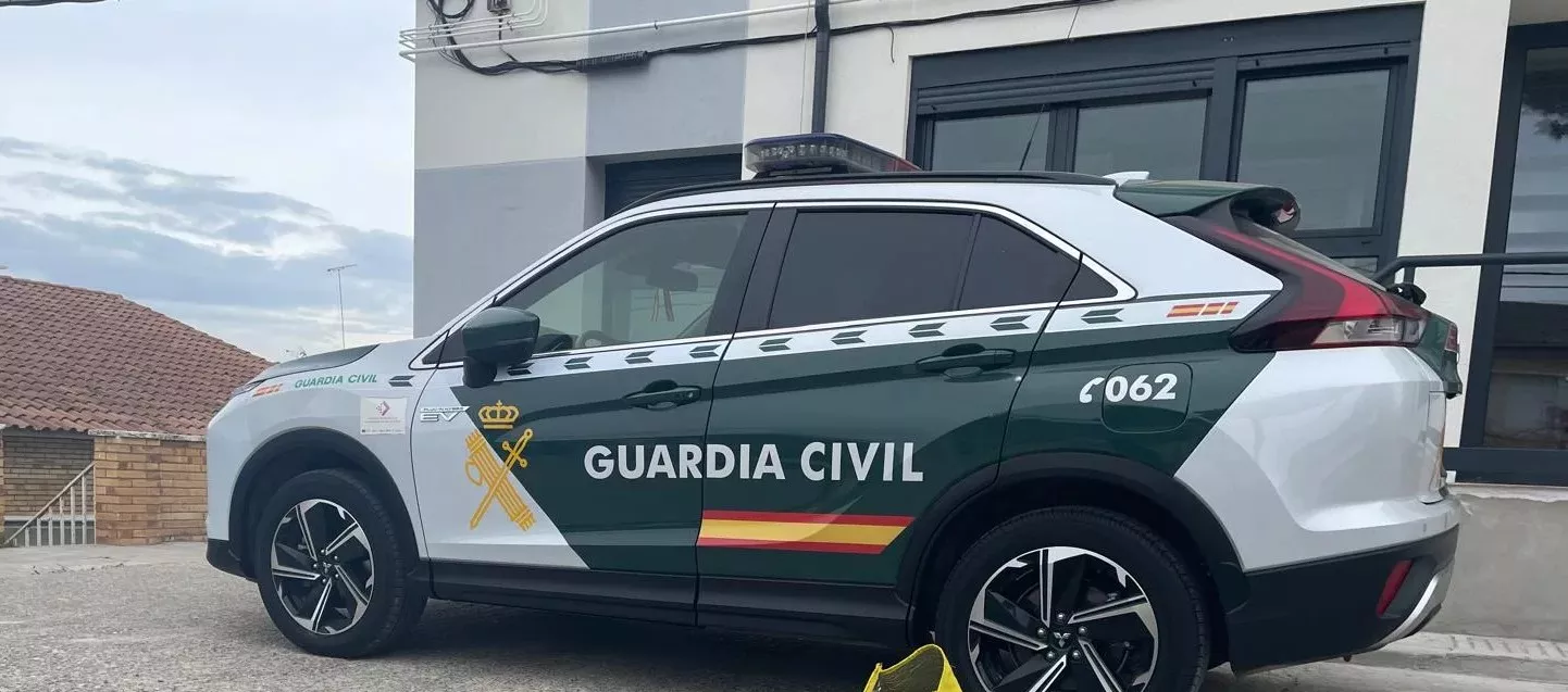 La Guardia Civil acudió a lugar del accidente.