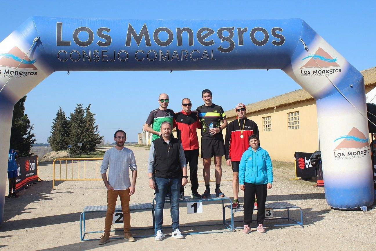 Imágenes del Cross de La Laguna en Sariñena. Podi0 master 35 masculina