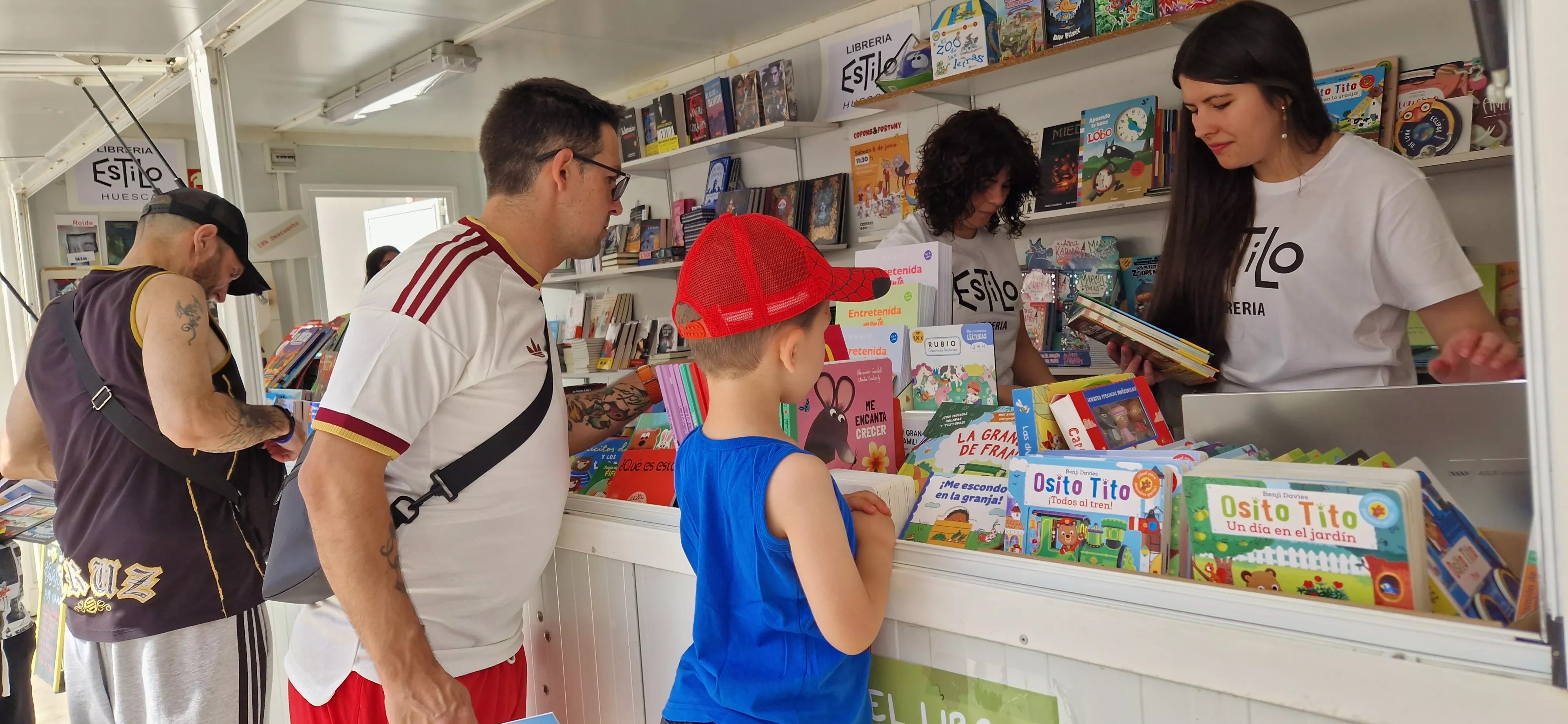 Feria del Libro de Huesca sábado 30 de mayo. Foto Myriam Martínez