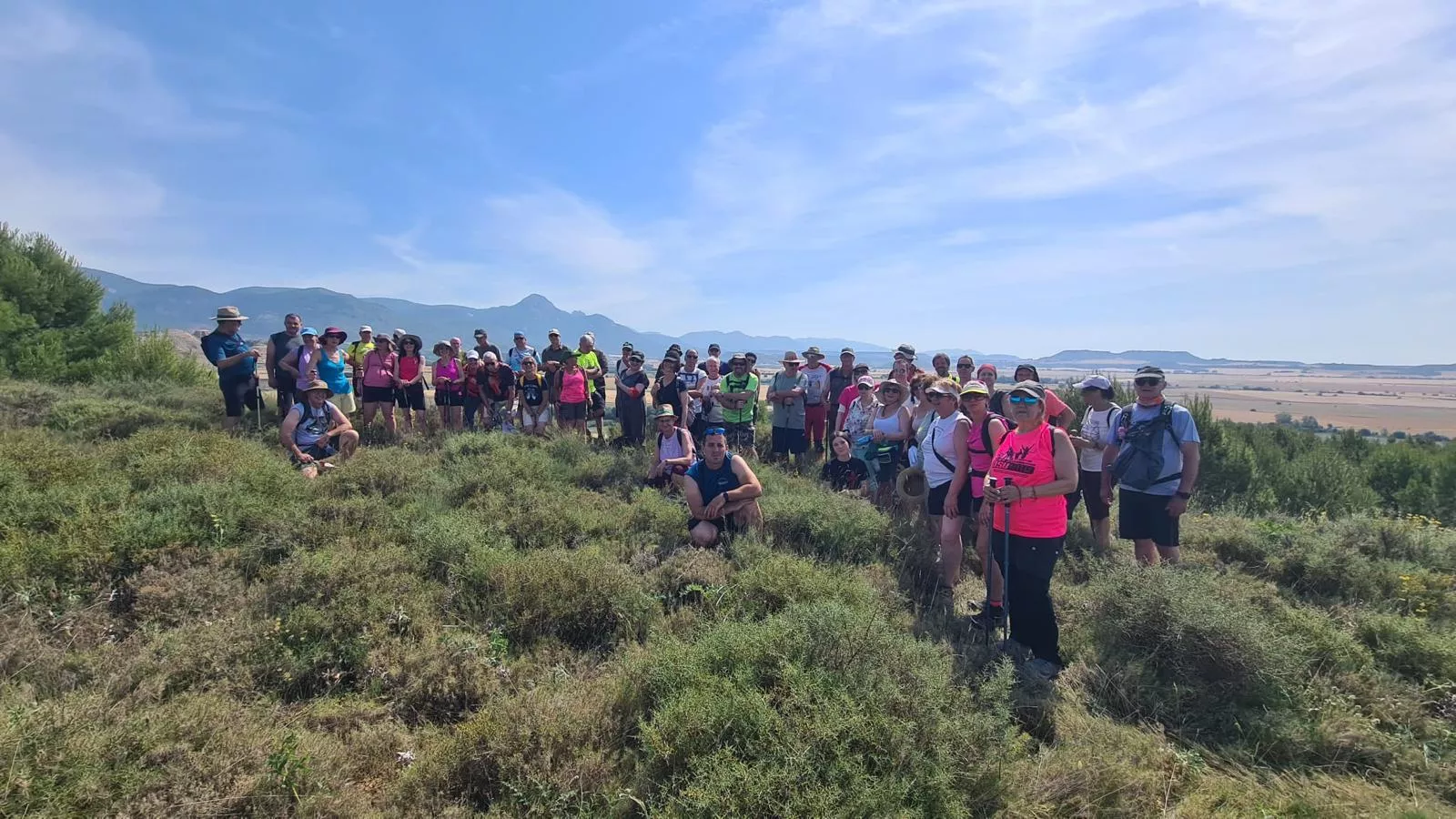 Participantes en la Ruta de la Sotonera Pueblo a Pueblo desde Bolea Participantes en la Ruta de la Sotonera Pueblo a Pueblo desde Bolea
