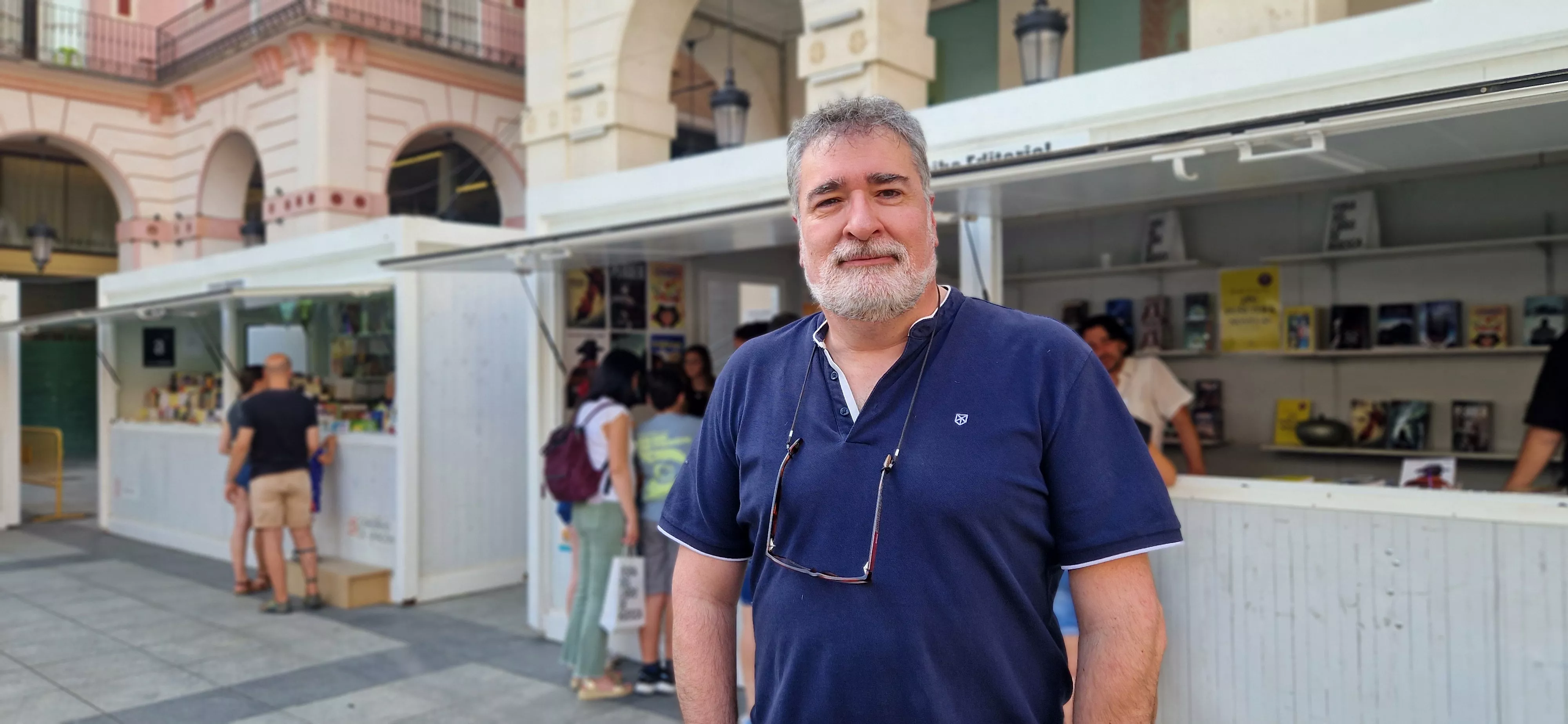 Óscar Soto, en la Feria del Libro de Huesca. Foto Myriam Martínez