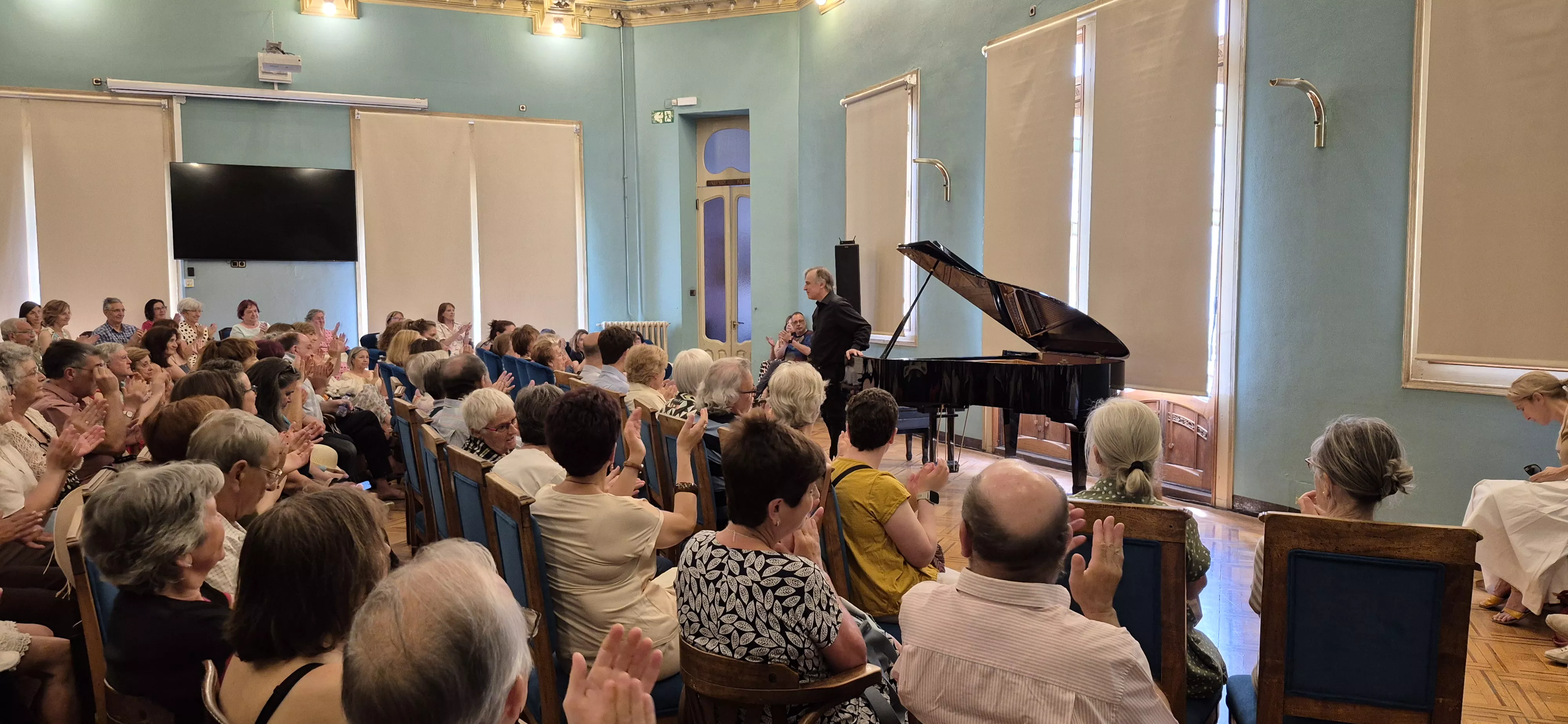 Actuación de Mariano Ferrández en Huesca. Foto Myriam Martínez
