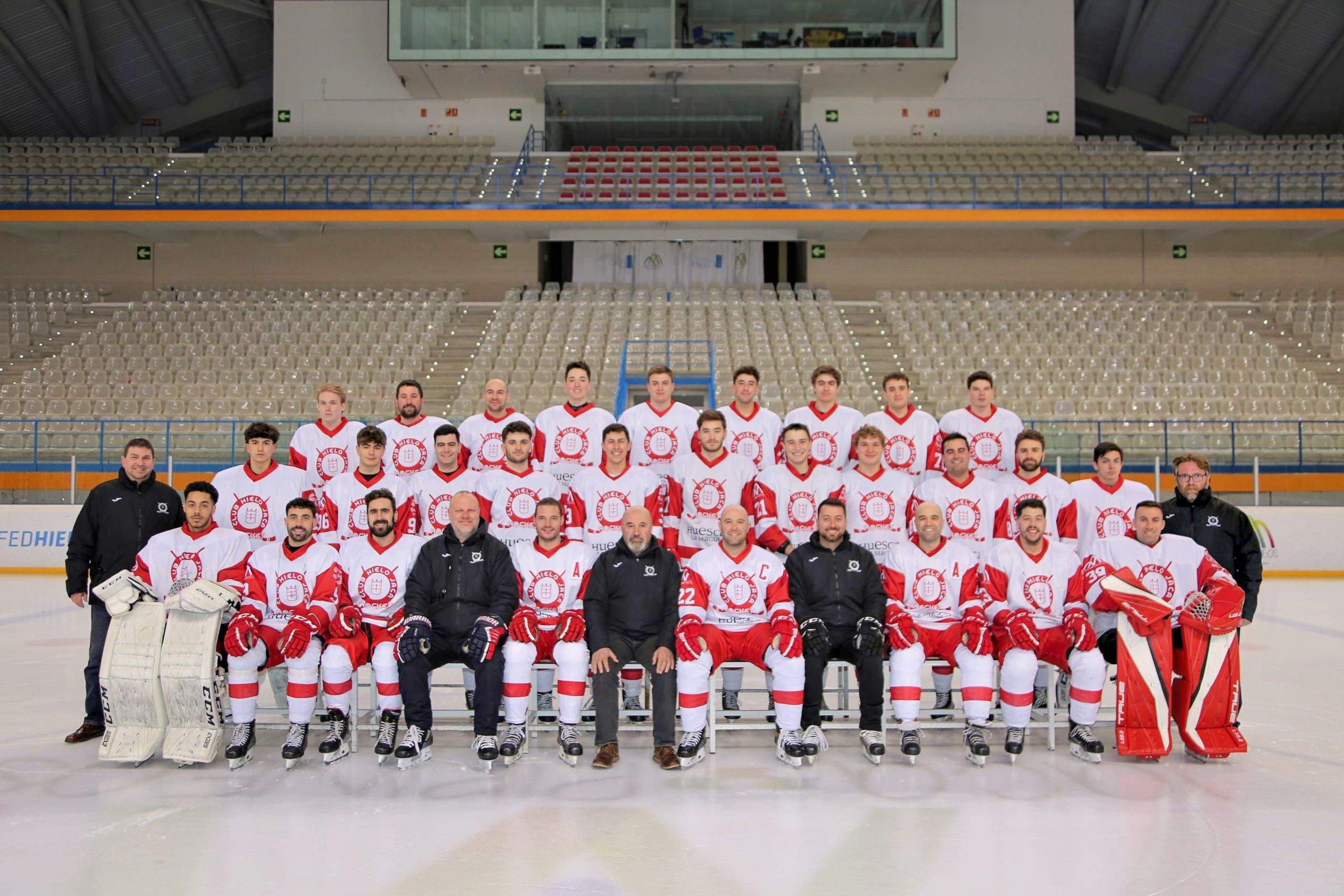 Foto oficial del CH Jaca masculino de esta temporada 22-23