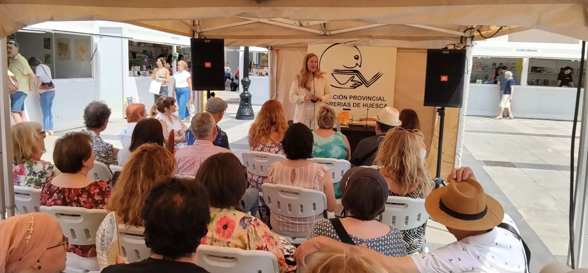 Presentación de Corazón de Oro de Luz Gabás en la Feria del Libro de Huesca