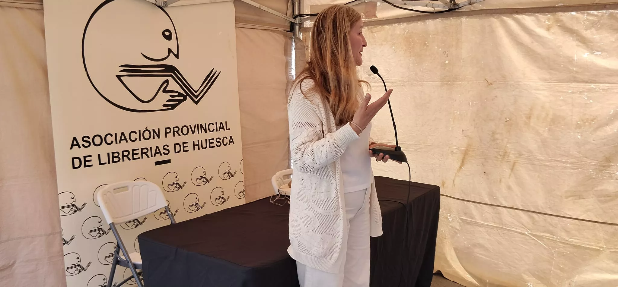 Presentación de Corazón de Oro de Luz Gabás en la Feria del Libro de Huesca