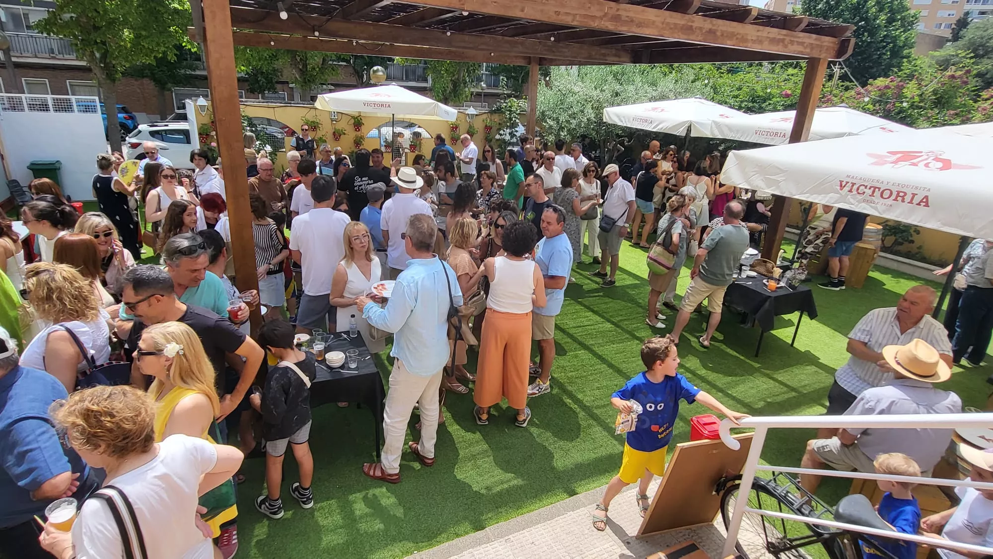Impresionante ambiente en la Casa de Andalucía en su inauguración de esta nueva etapa